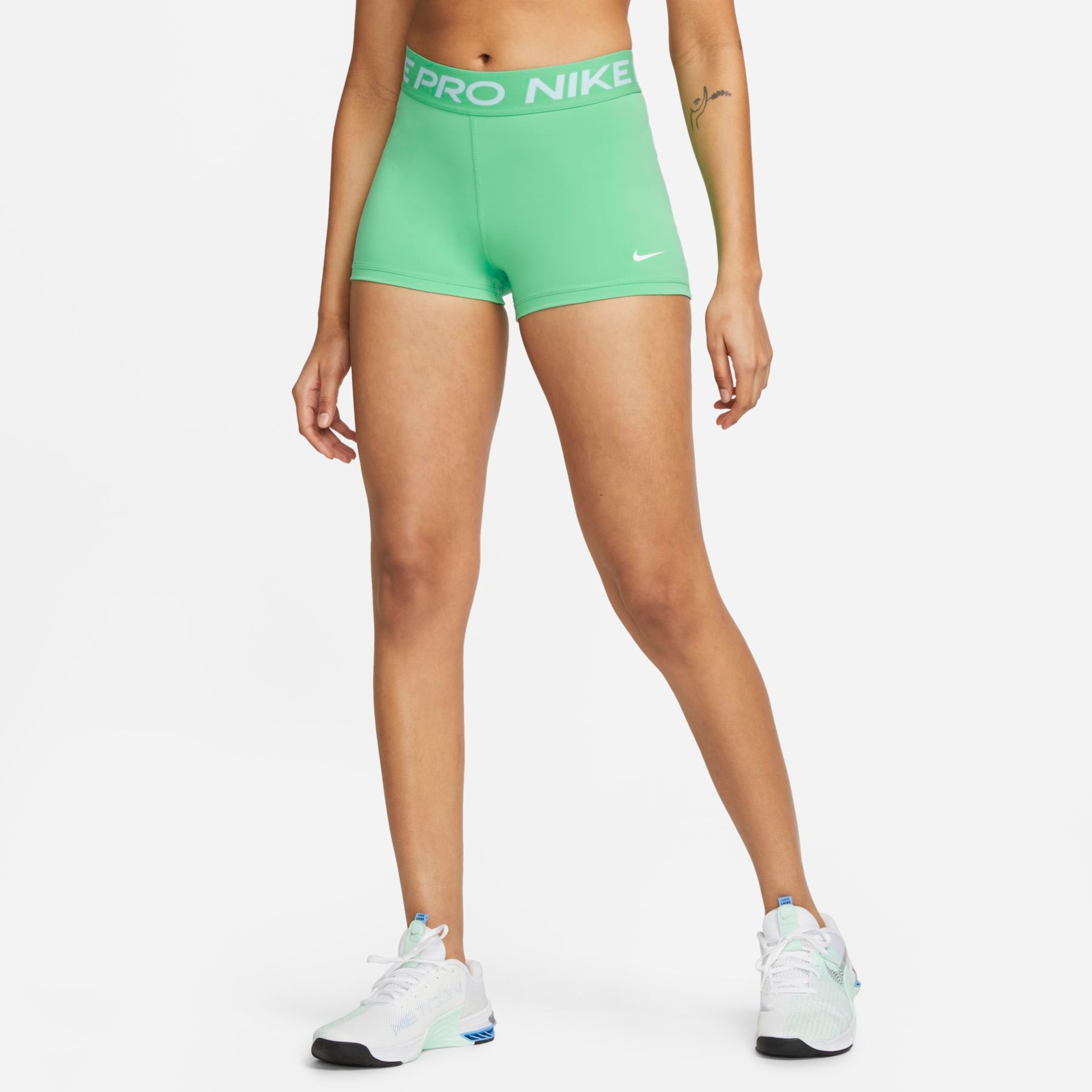 Shorts Nike Pro Feminino - Foto 1