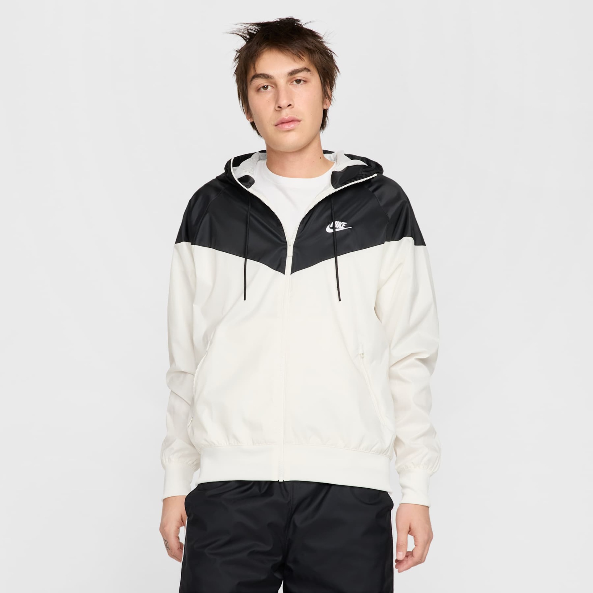 Jaqueta Nike Sportswear Windrunner Masculina - Foto 1