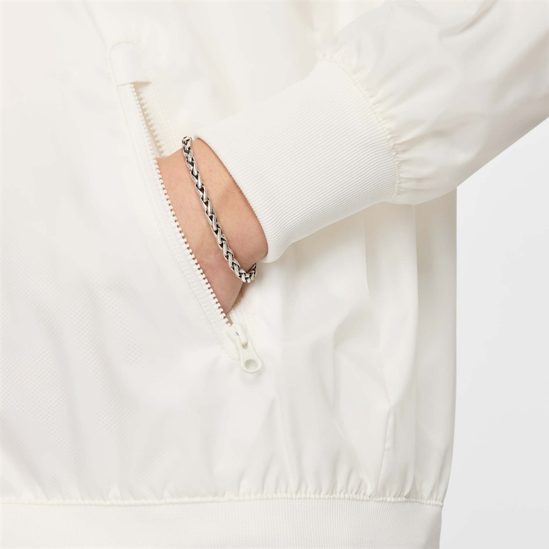 Jaqueta Nike Sportswear Windrunner Masculina - Foto 4