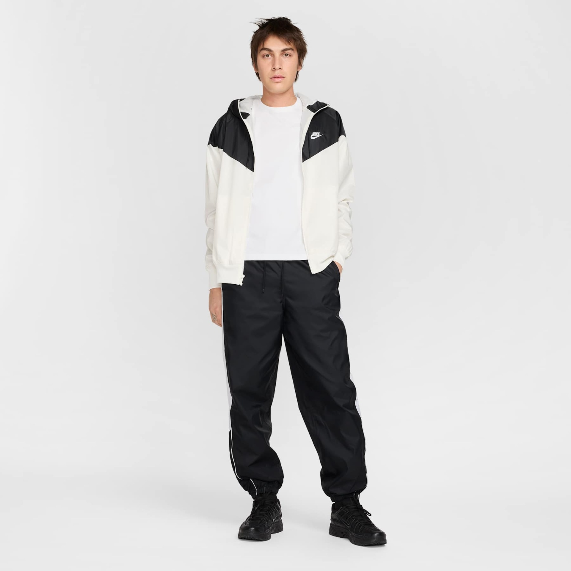 Jaqueta Nike Sportswear Windrunner Masculina - Foto 6