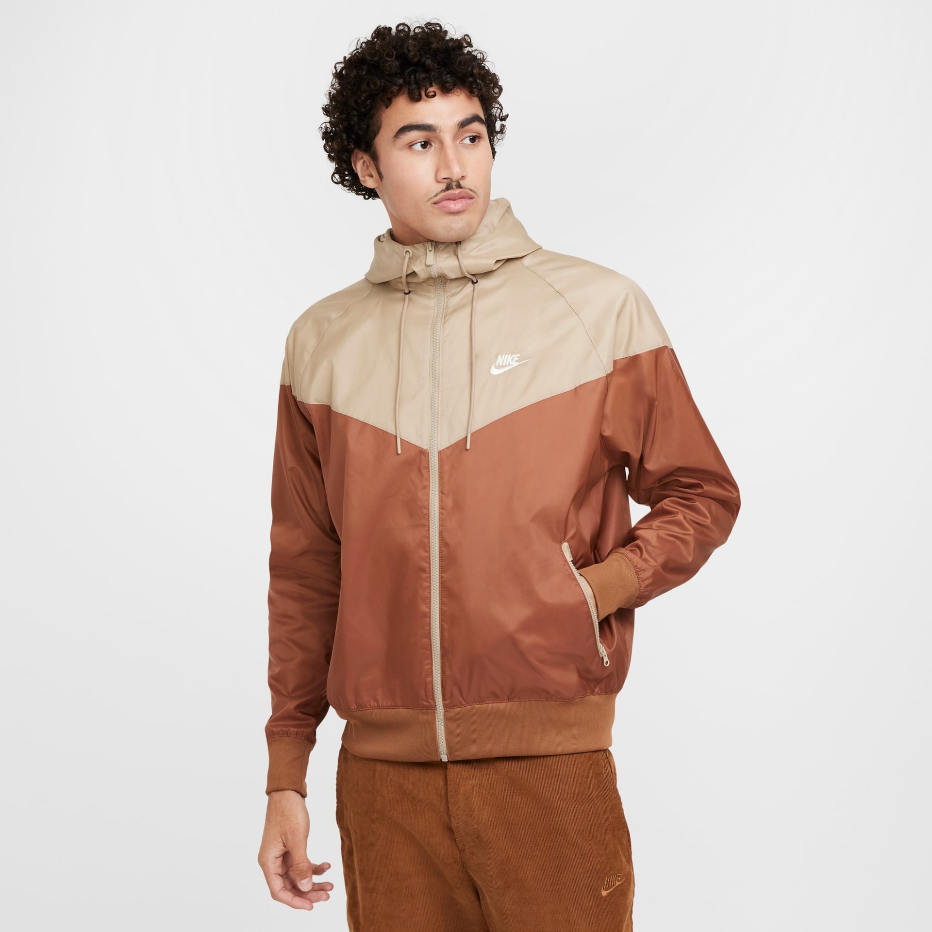 Jaqueta Nike Sportswear Windrunner Masculina - Foto 1