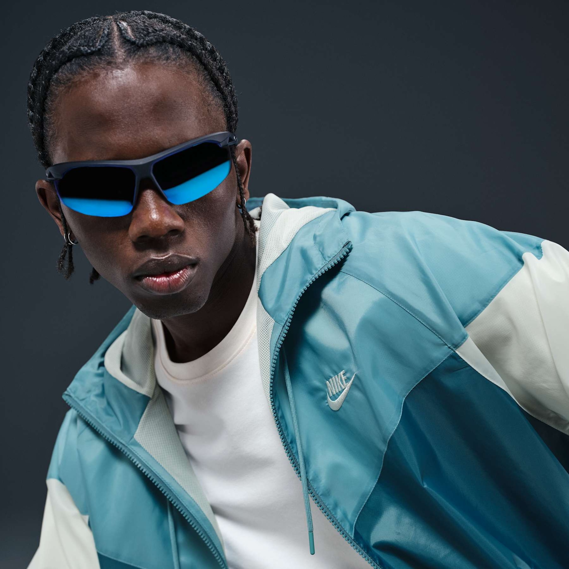 Jaqueta Nike Sportswear Windrunner Masculina - Foto 3