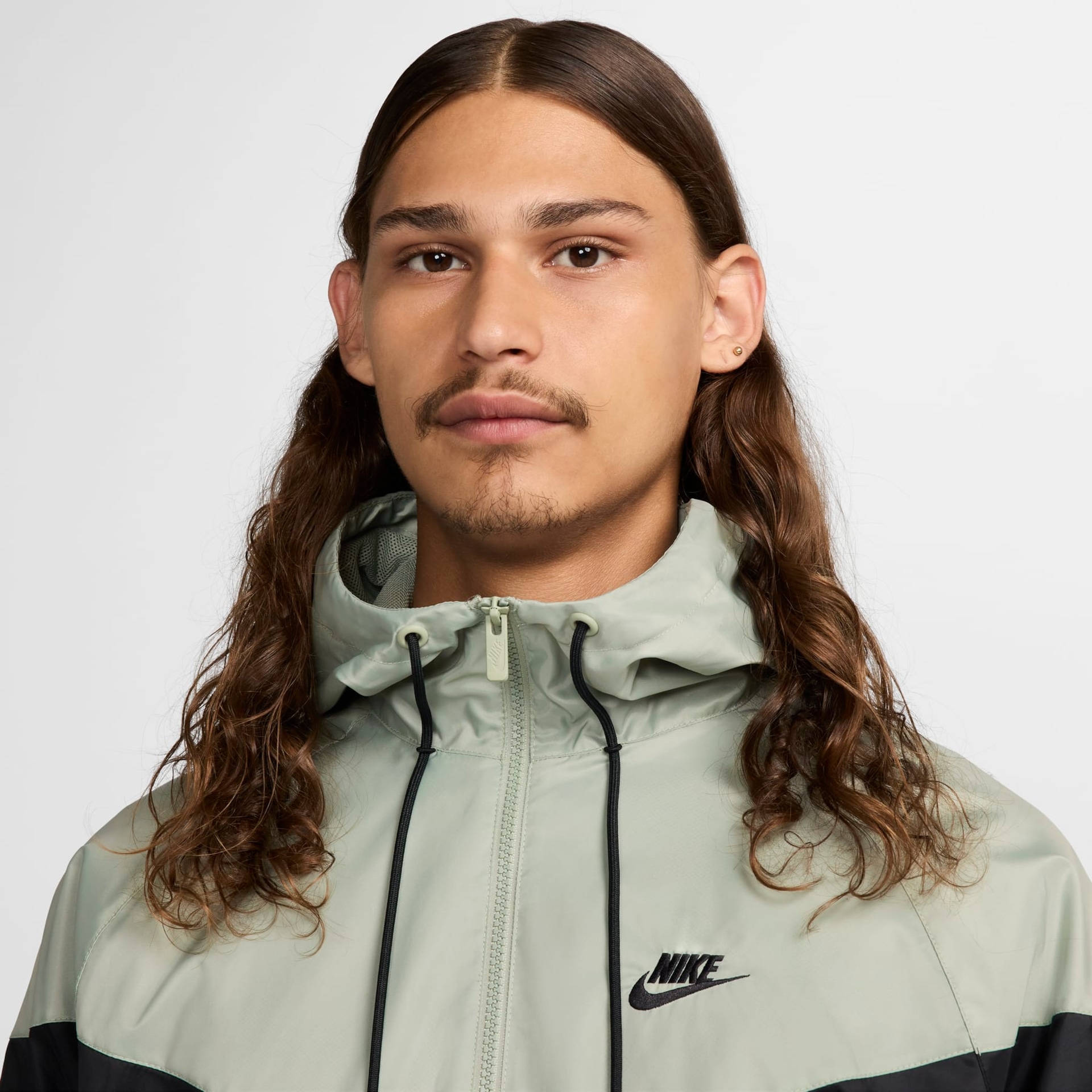 Jaqueta Nike Sportswear Windrunner Masculina - Foto 3