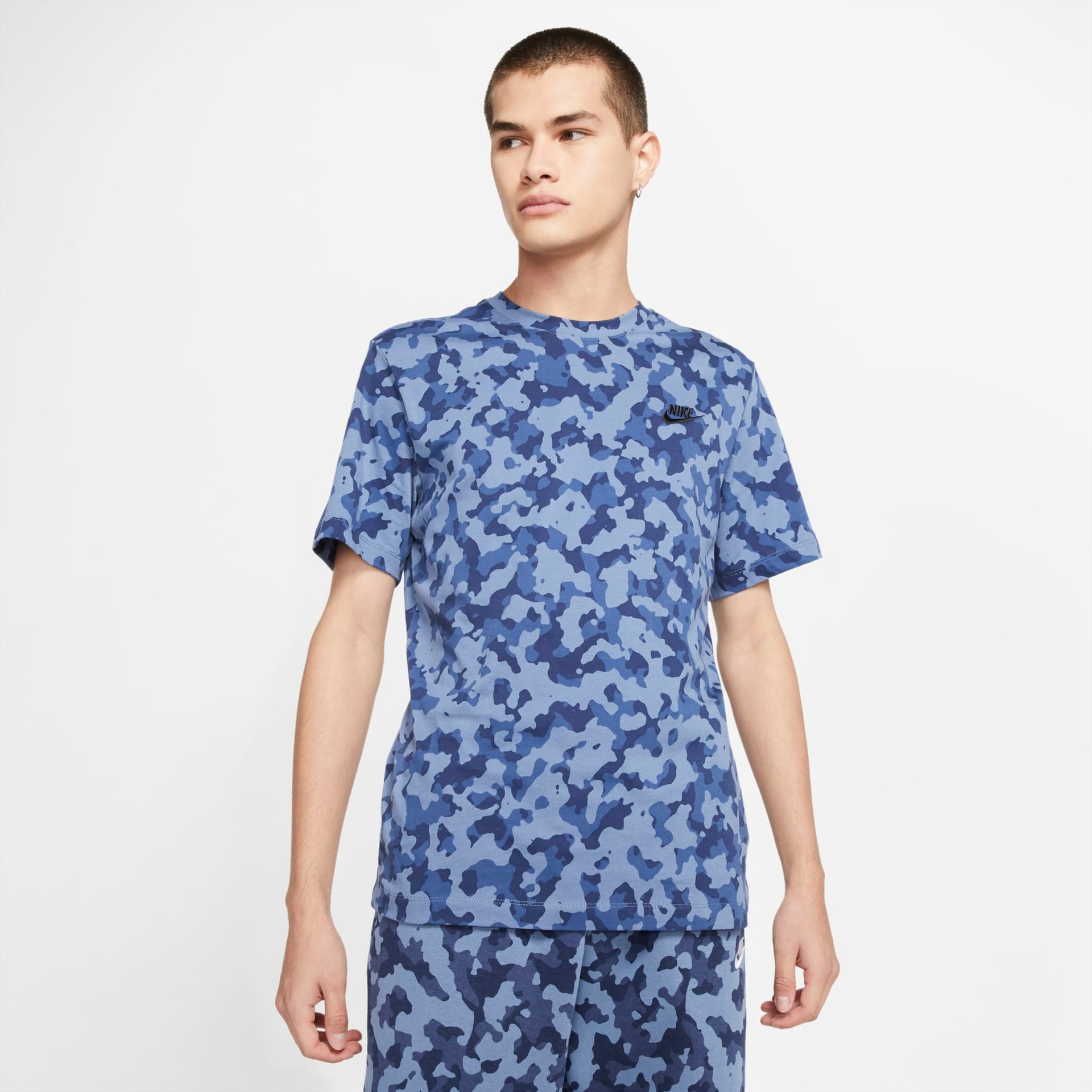 Camiseta Nike Sportswear Masculina - Foto 1