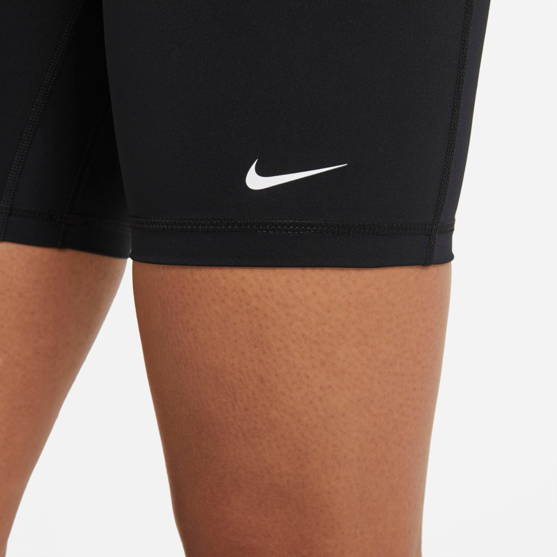 Shorts Nike Pro 365 Feminino - Foto 5