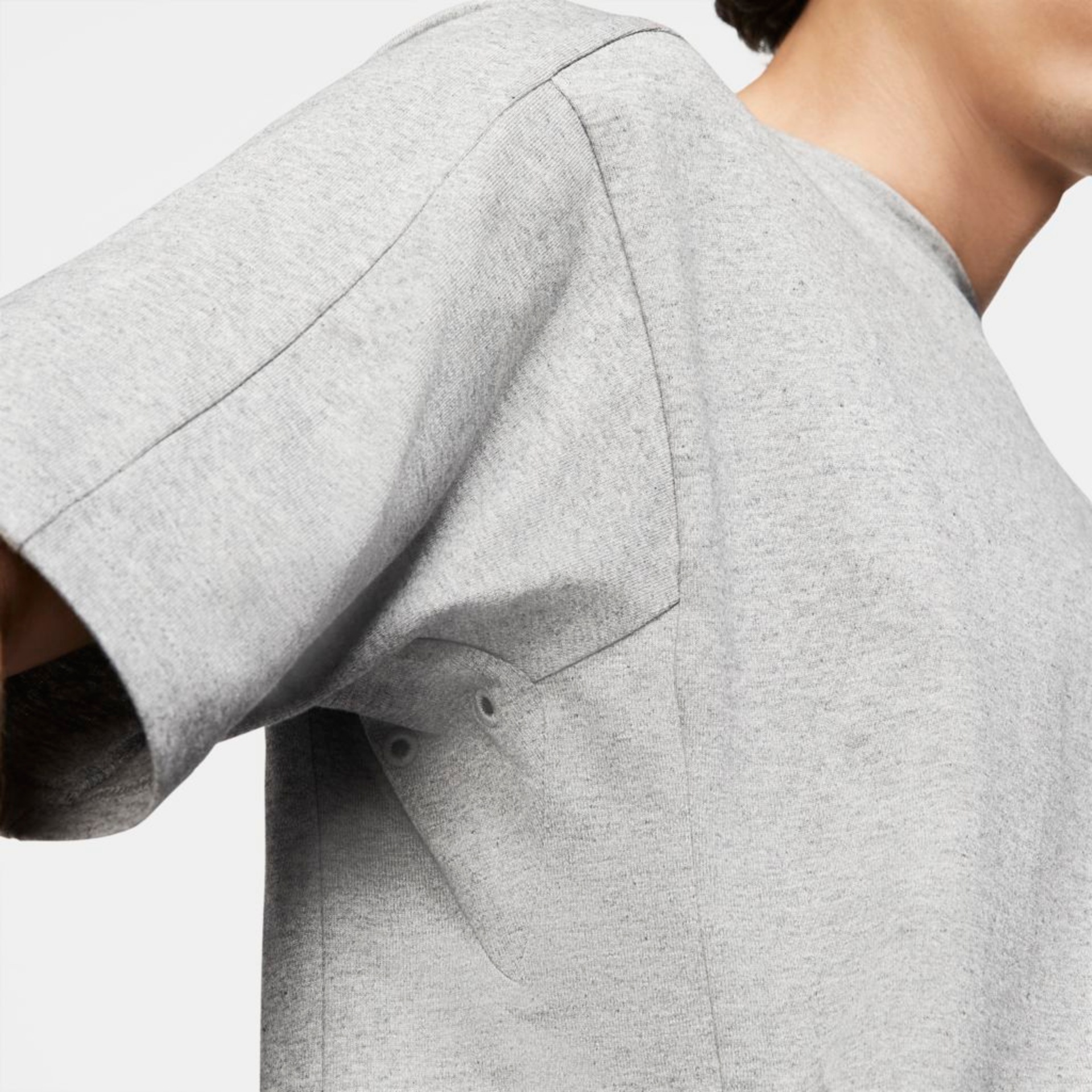 Camiseta Nike Sportswear Masculina - Foto 5