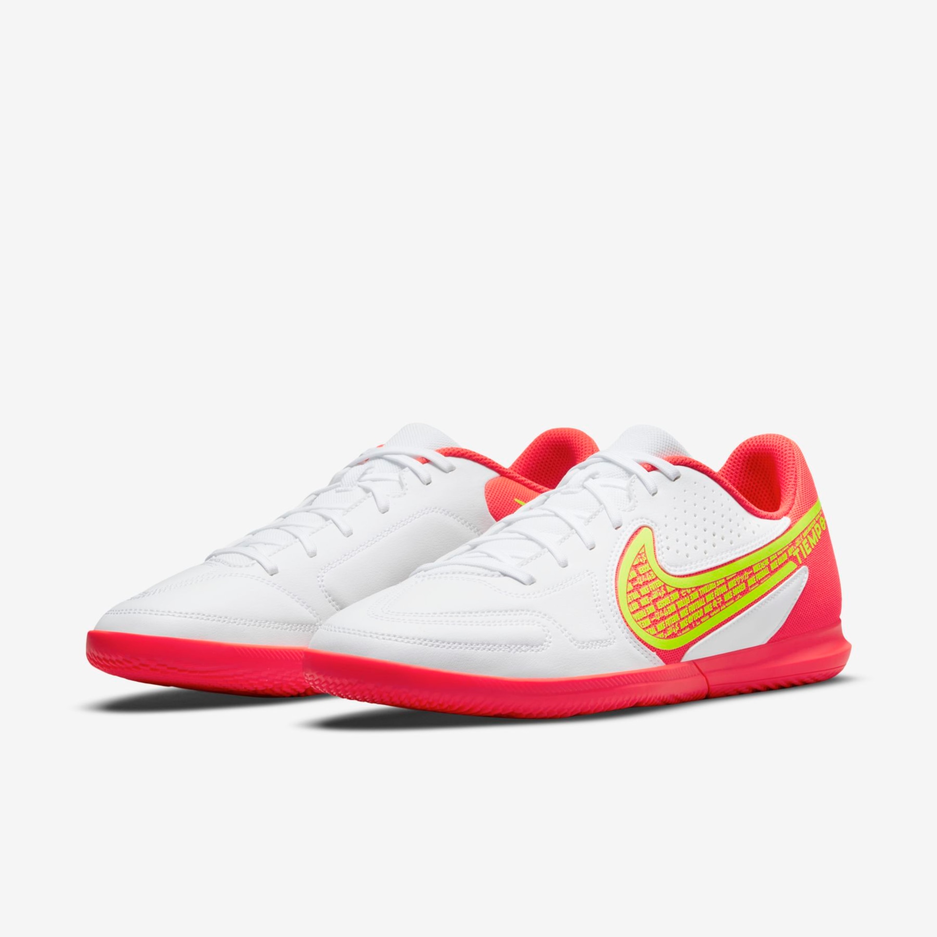 Chuteira Nike Tiempo Legend 9 Club Futsal - Foto 5