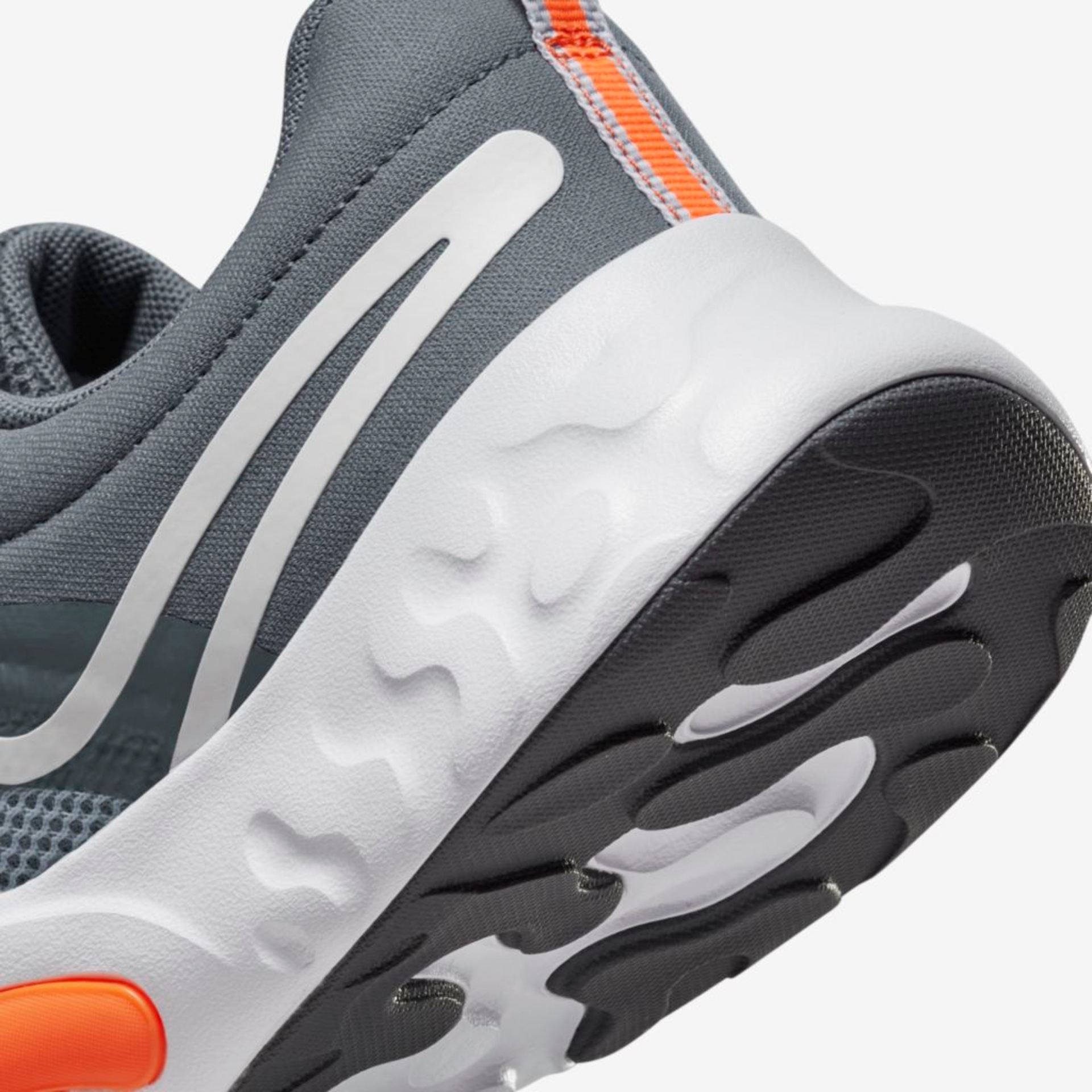 Tênis Nike Renew Retaliation TR 3 Masculino - Foto 8