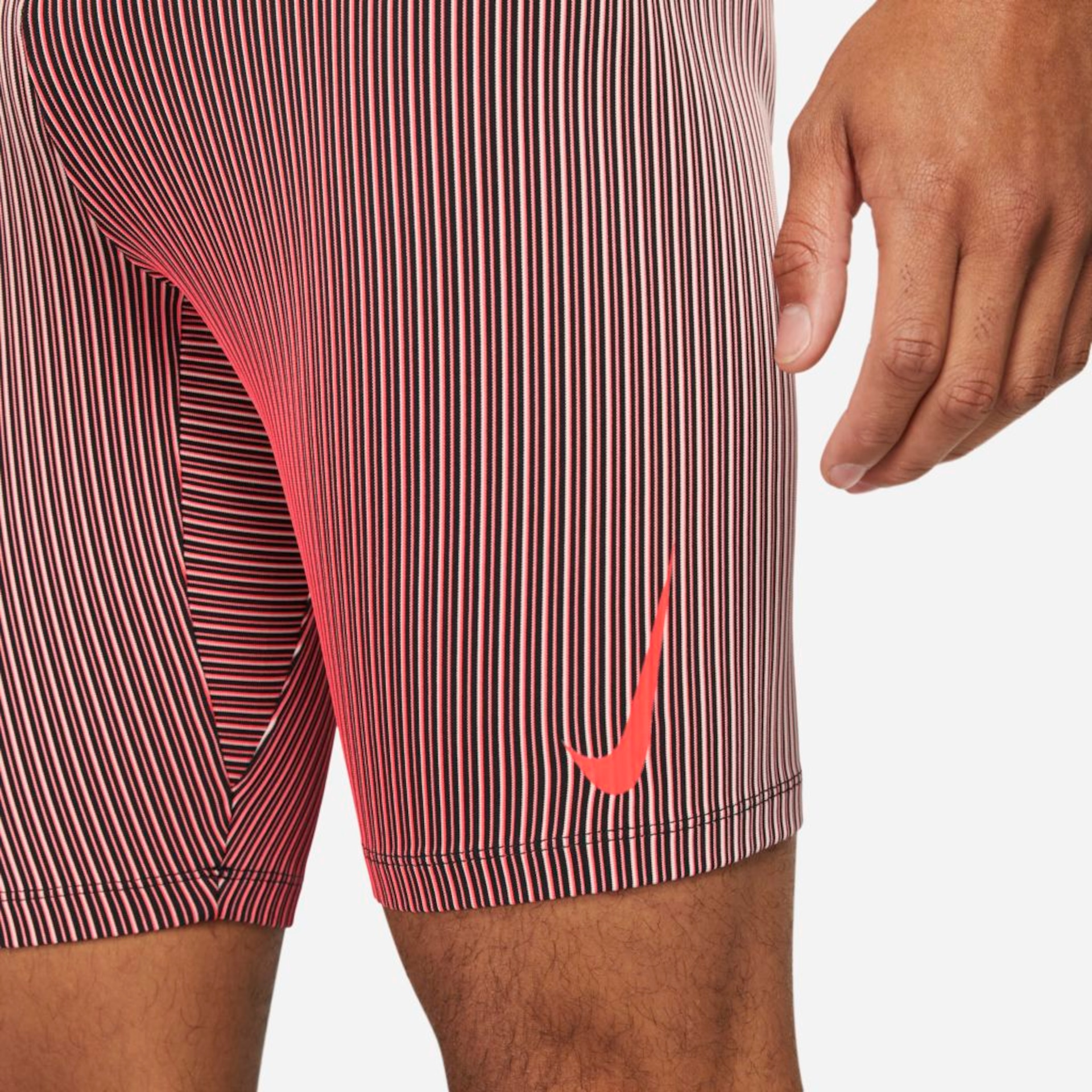 Shorts Nike AeroSwift Masculino - Foto 7