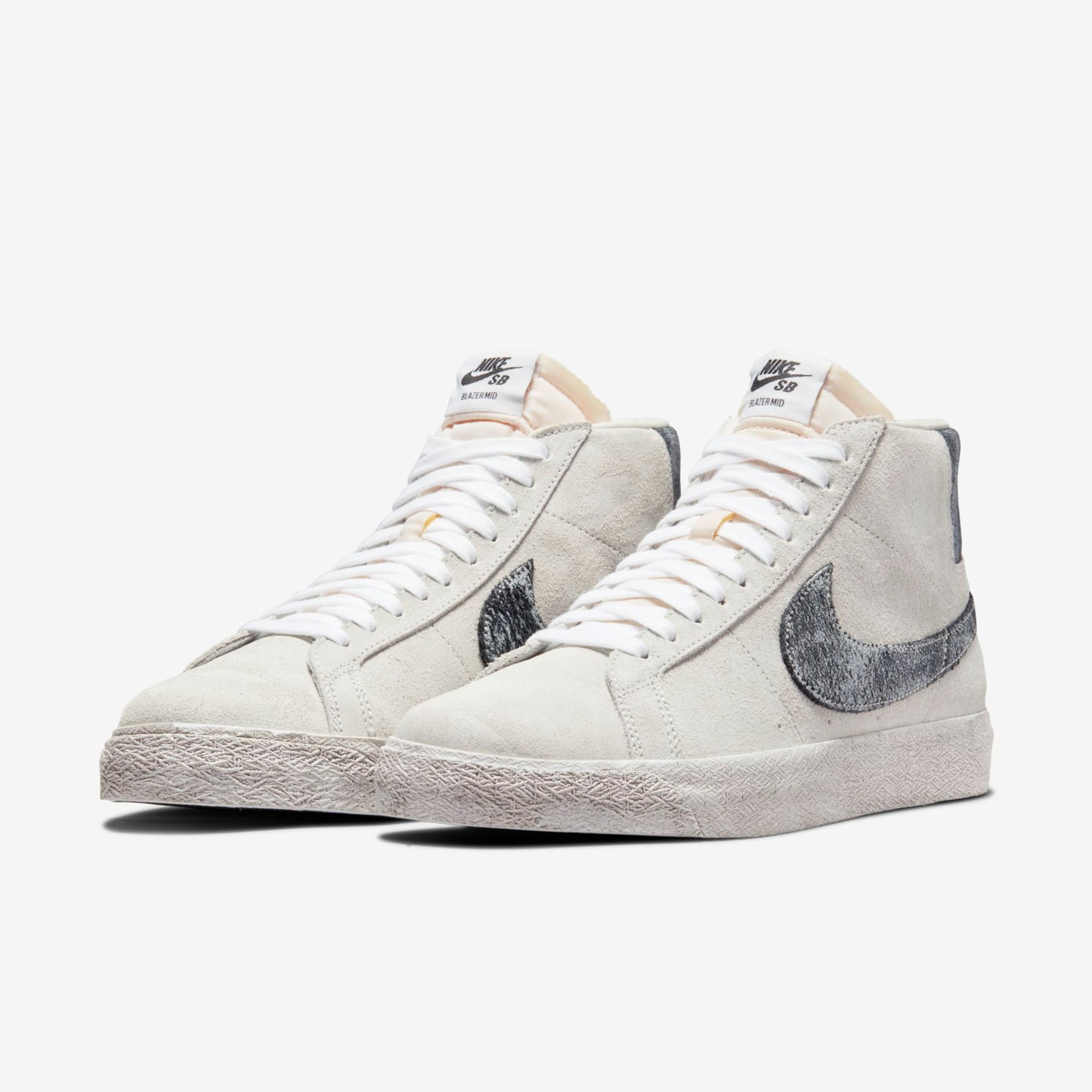 Tênis Nike SB Zoom Blazer Mid Premium Unissex - Foto 5