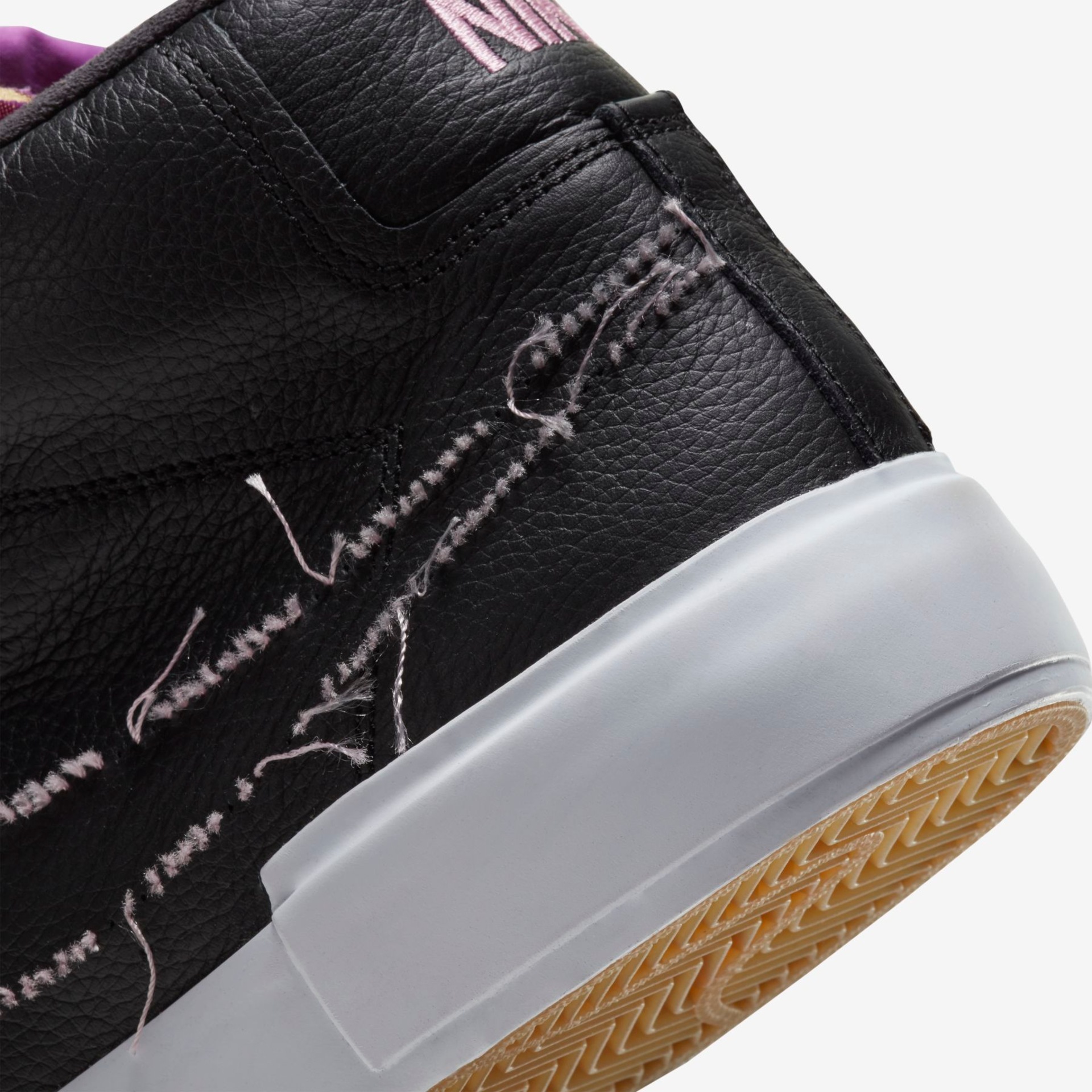 Tênis Nike SB Zoom Blazer Mid Edge Unissex - Foto 8