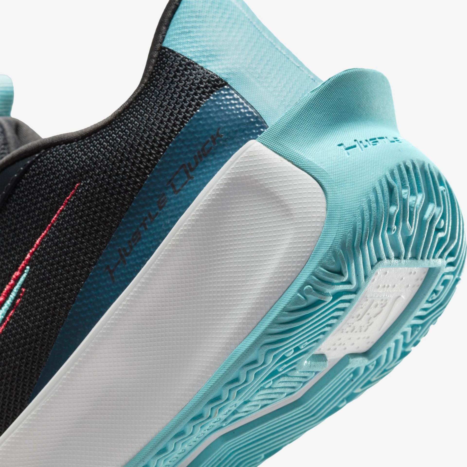 Tênis Nike Team Hustle Quick 3 Infantil - Foto 8