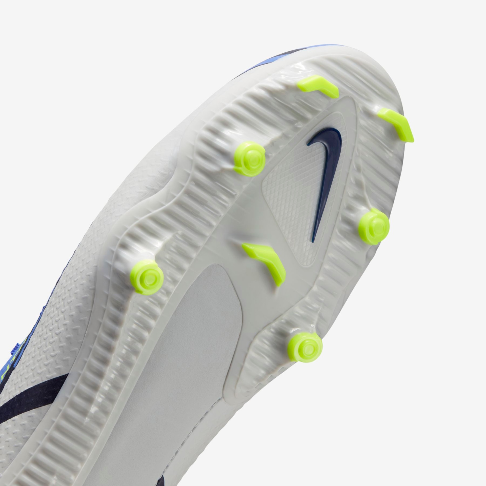 Chuteira Nike Phantom GT2 Academy Campo - Foto 7