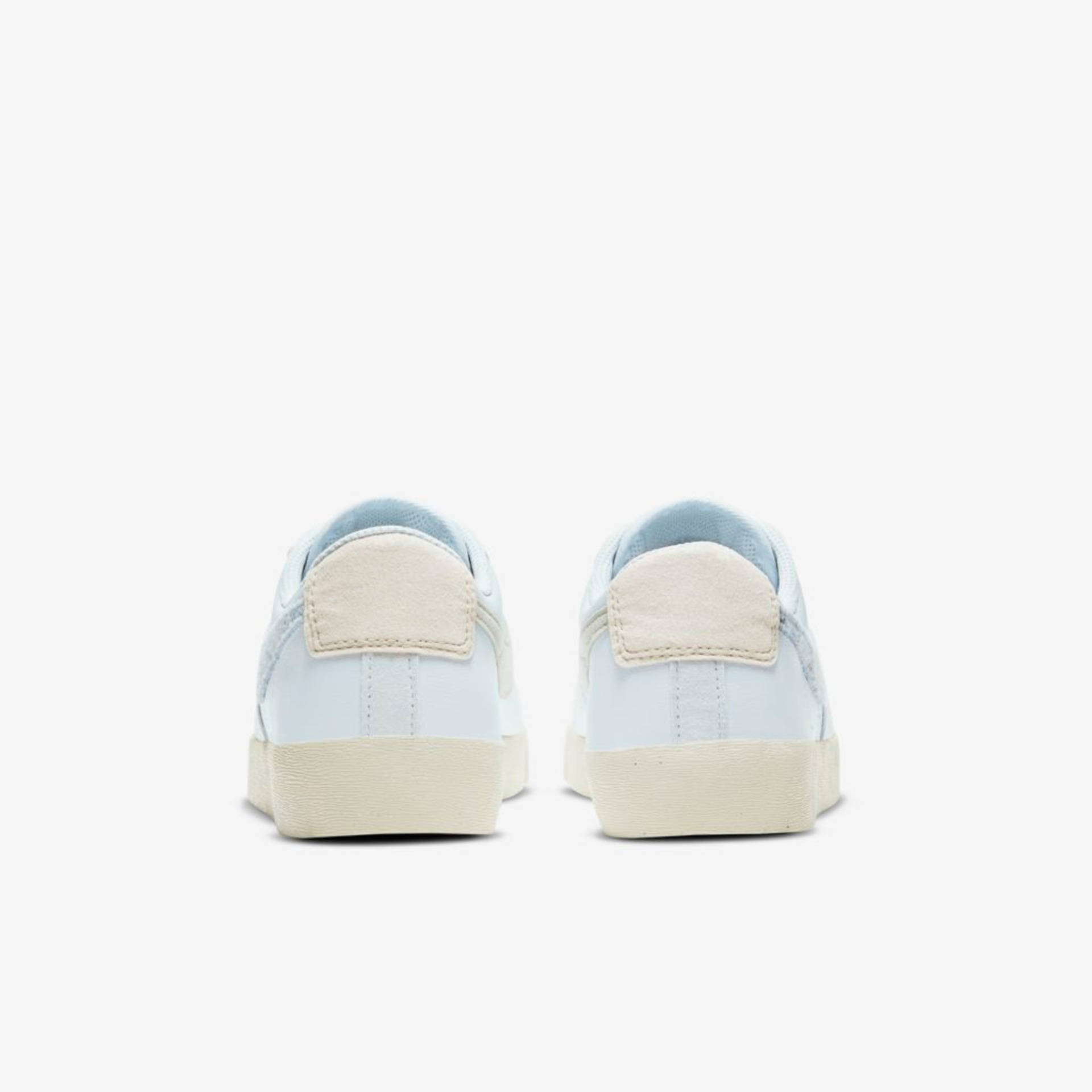 Tênis Nike Blazer Low SE Feminino - Foto 6
