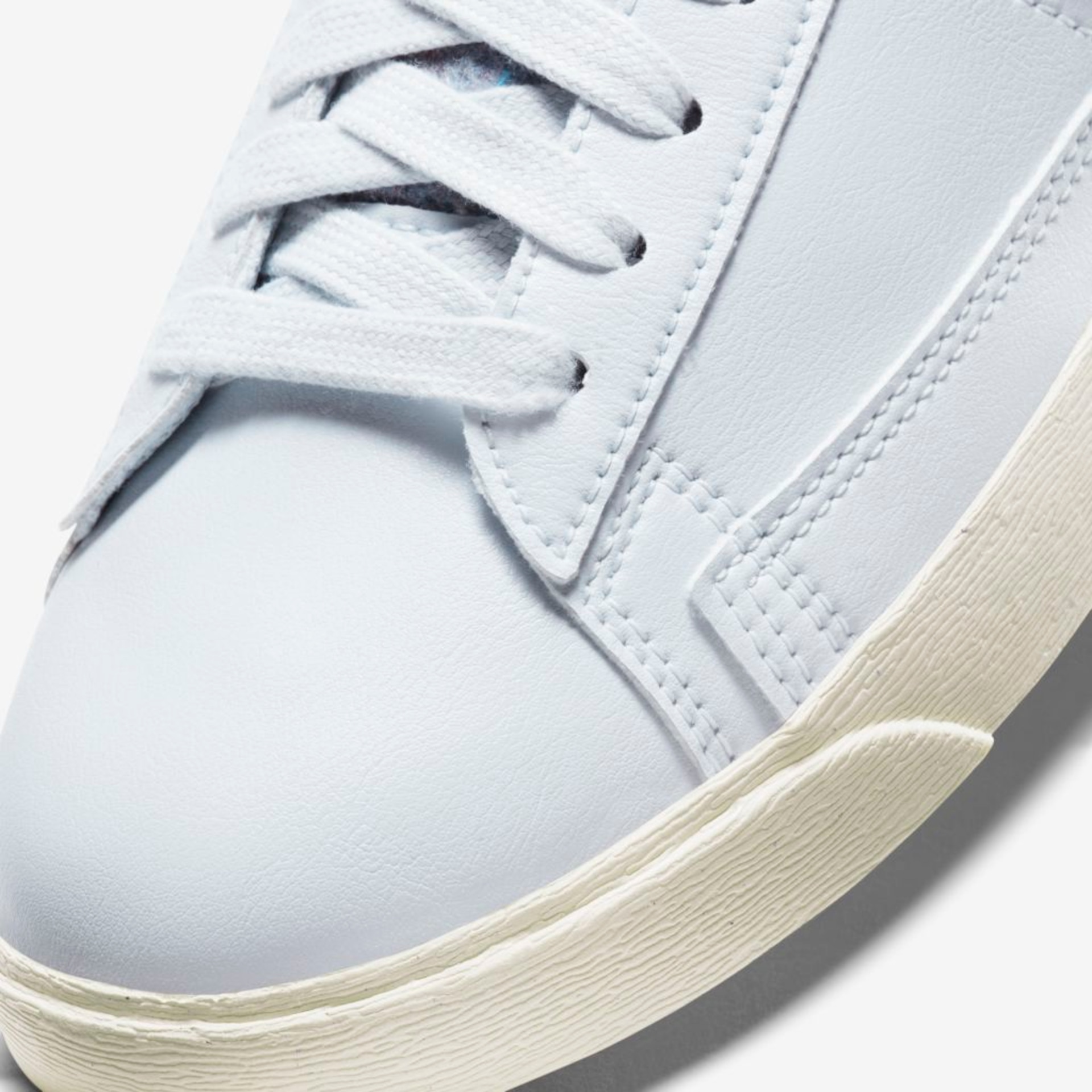 Tênis Nike Blazer Low SE Feminino - Foto 7