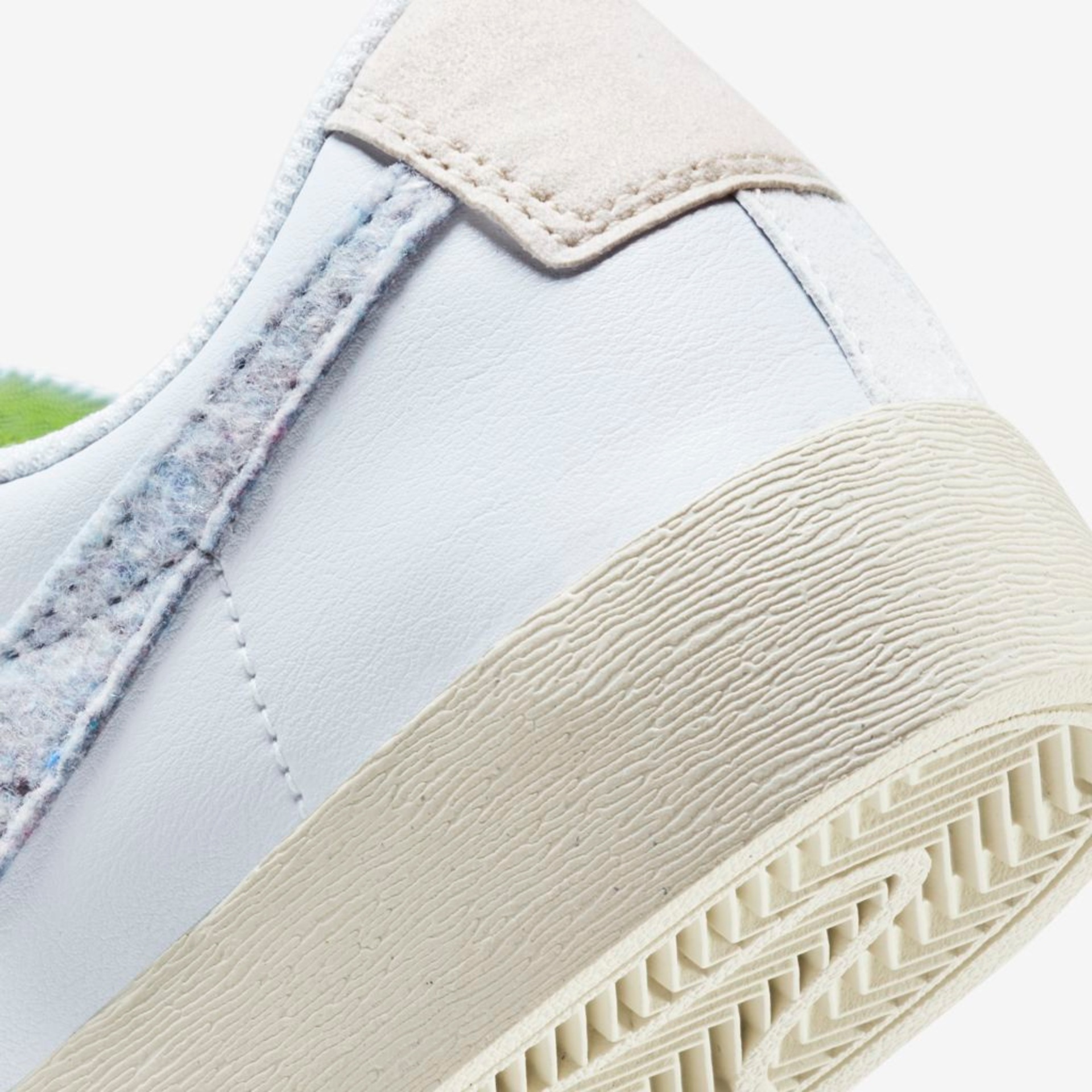Tênis Nike Blazer Low SE Feminino - Foto 8