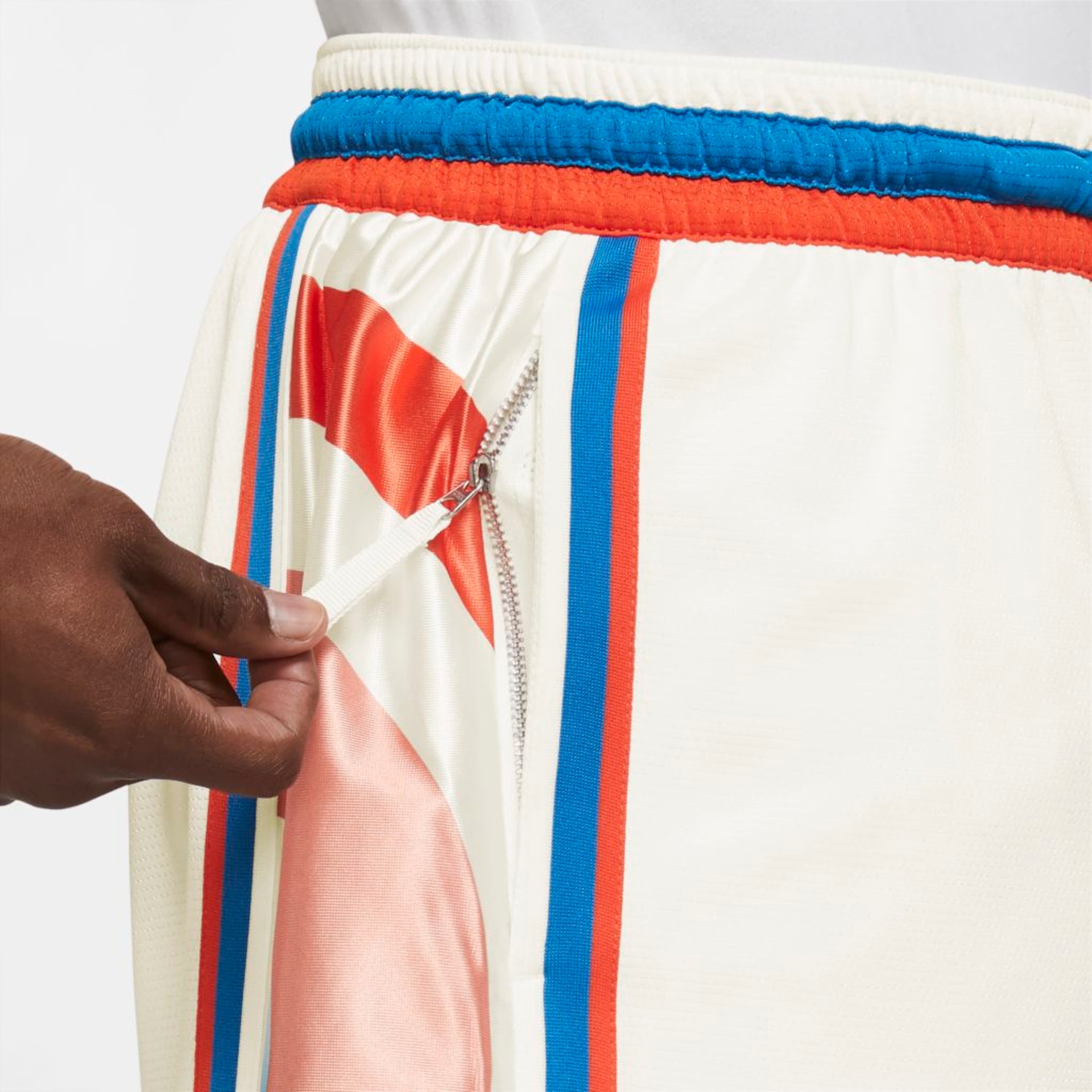 Shorts Nike Dri-FIT DNA+ Masculino - Foto 4