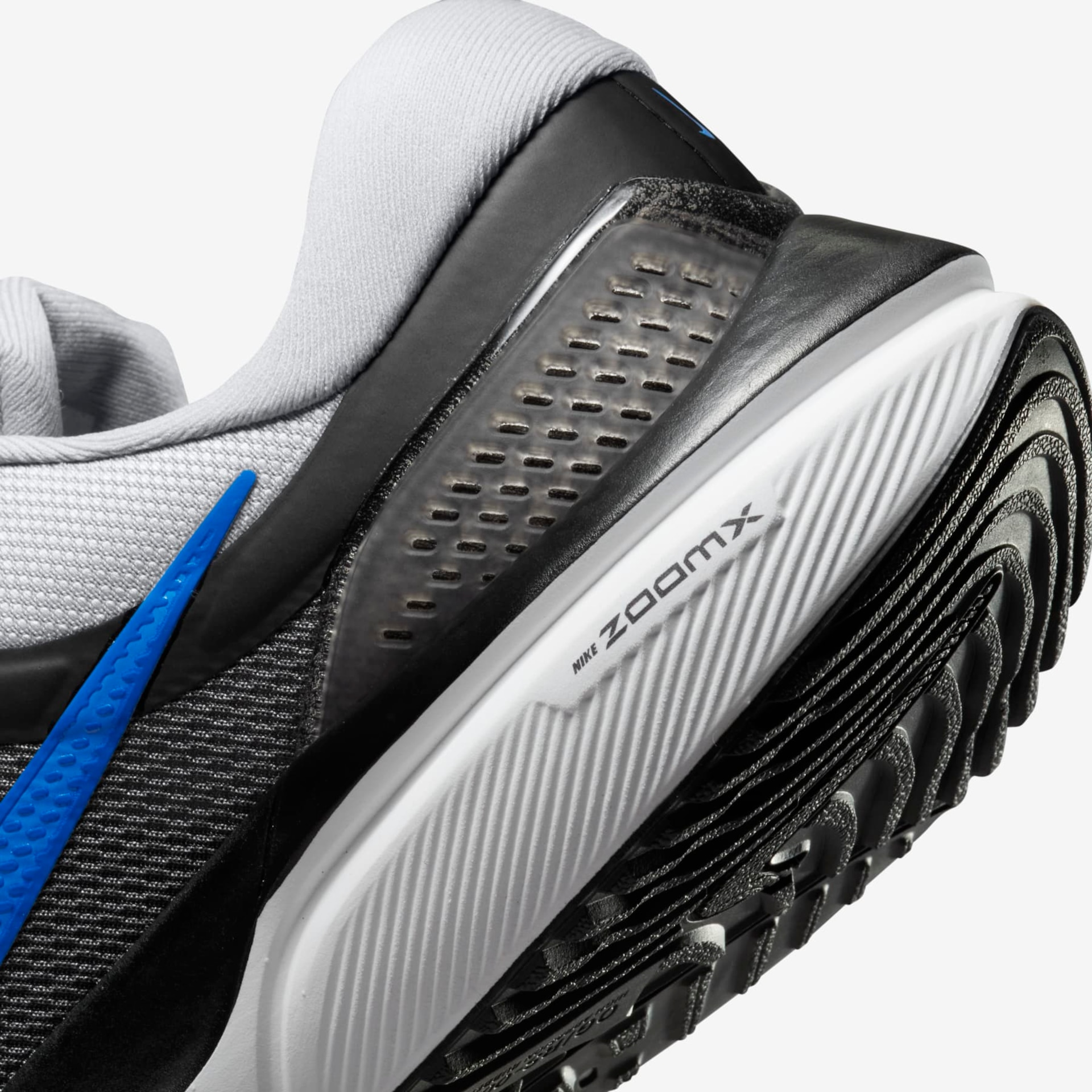 Tênis Nike Vomero 16 Masculino - Foto 8