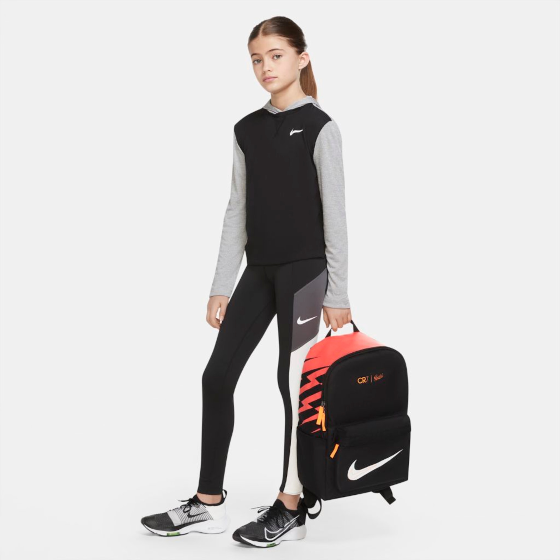 Mochila Nike CR7 Infantil - Foto 9
