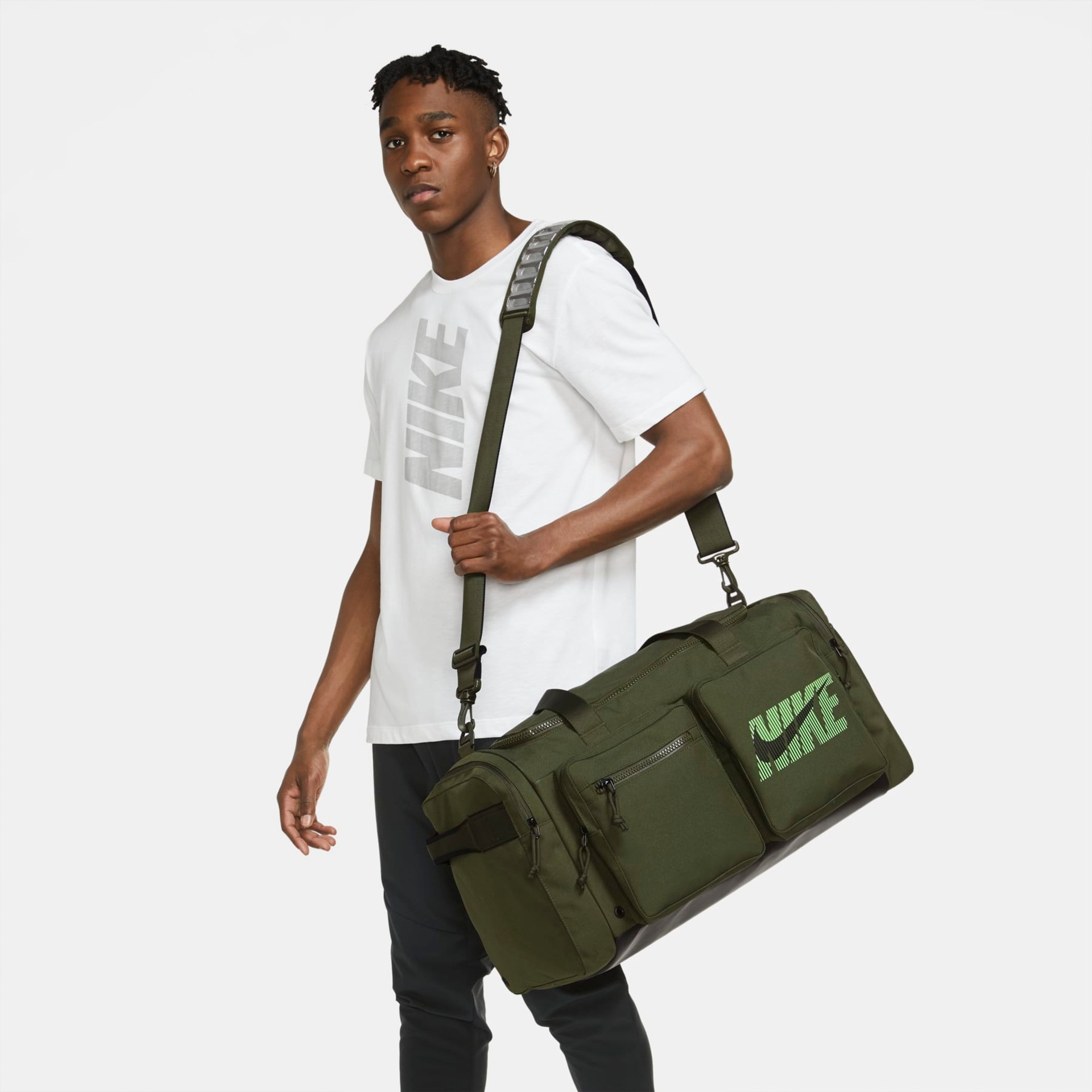 Bolsa Nike Utility Power Masculina - Foto 2