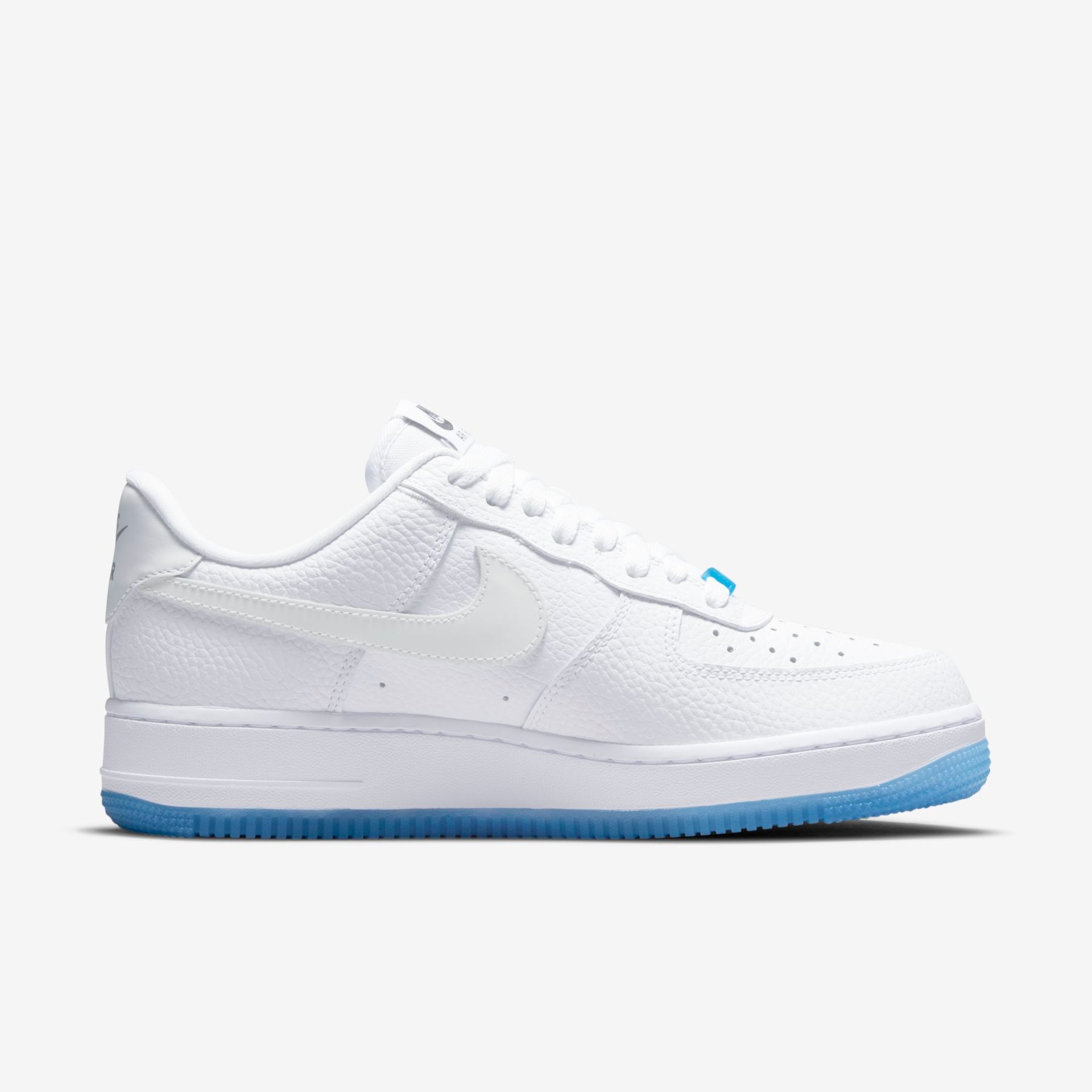Tênis Nike Air Force 1 '07 LX Feminino - Foto 3