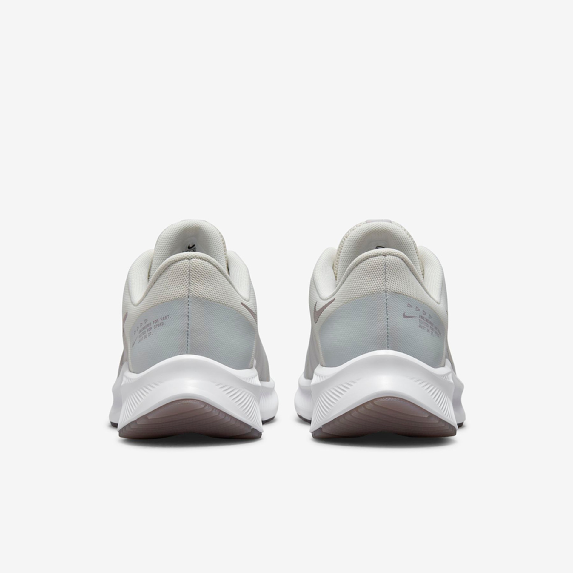 wmns nike quest 4 prm