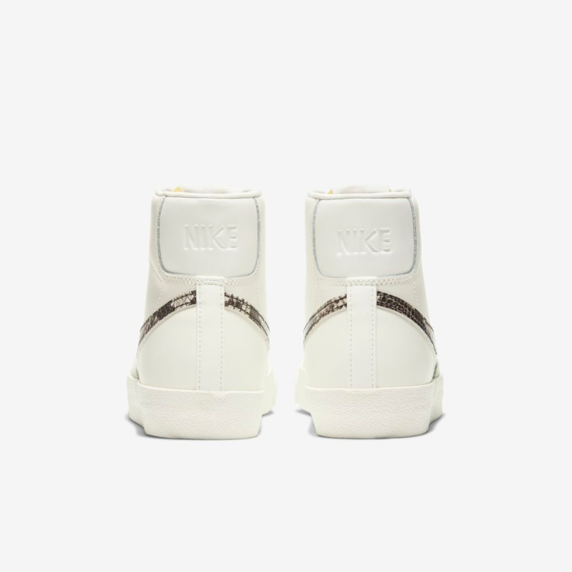 Tênis Nike Blazer Mid '77 Edição Especial Feminino - Foto 6