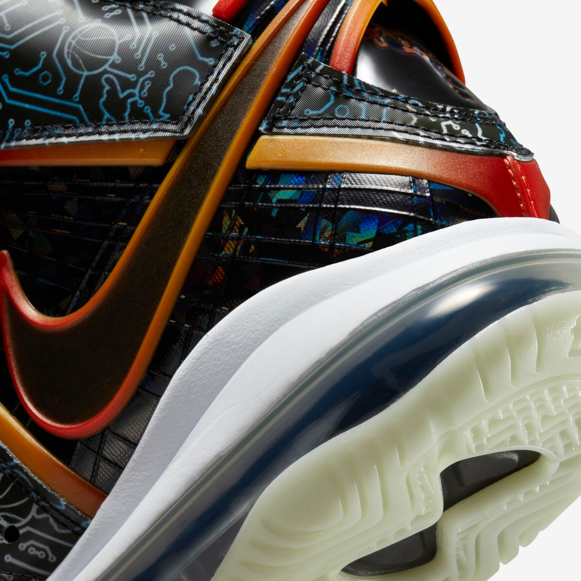 Tênis LeBron 8 x Space Jam: A New Legacy Masculino - Foto 8