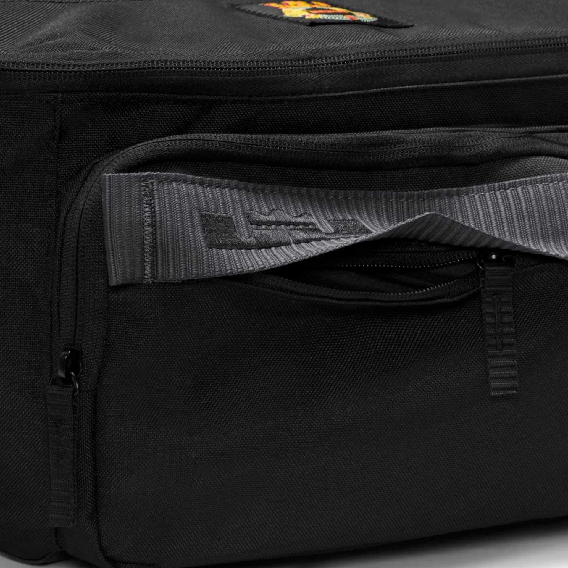 Bolsa Transversal Lebron Masculina - Foto 7