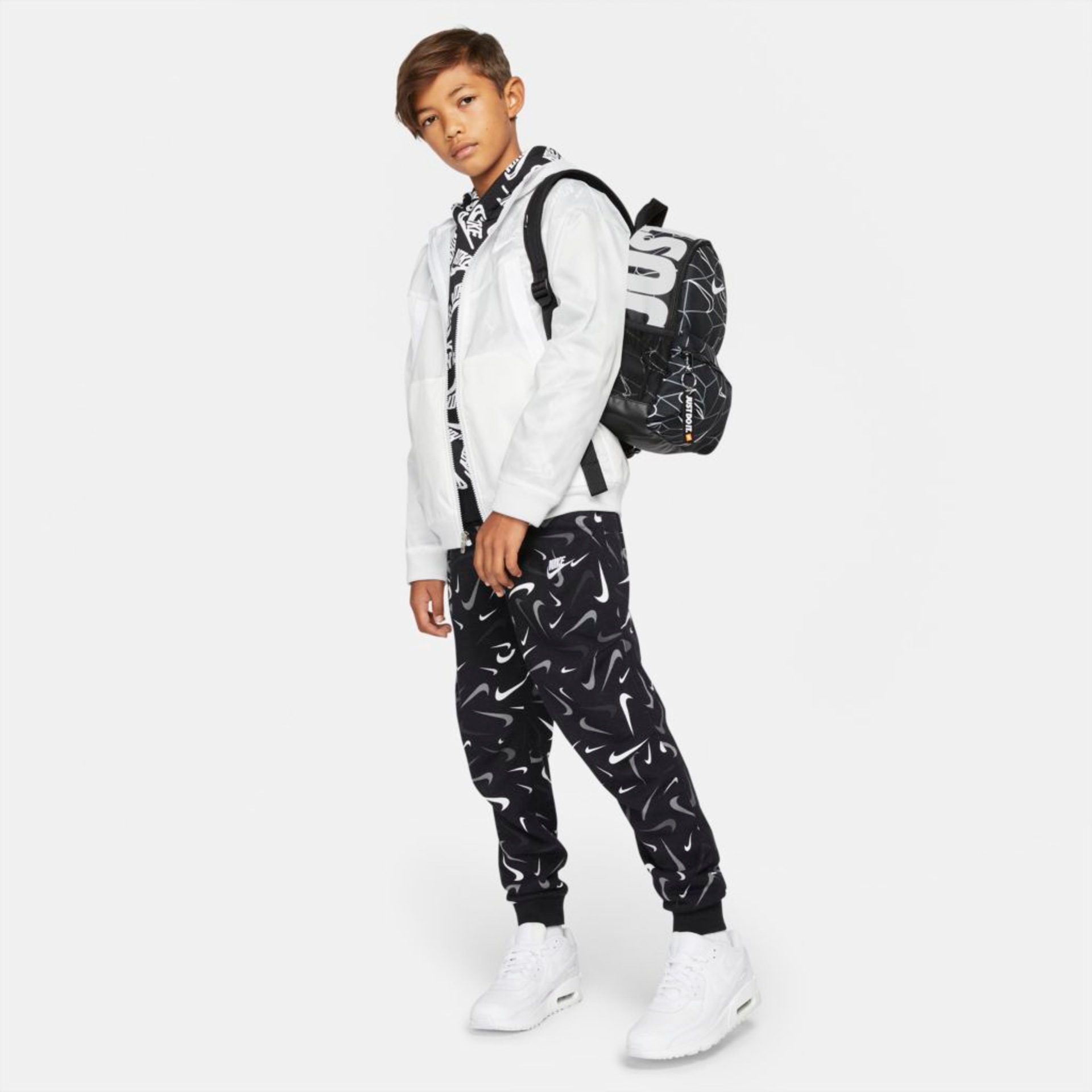 Mochila Nike Brasilia JDI Mini Infantil - Foto 8