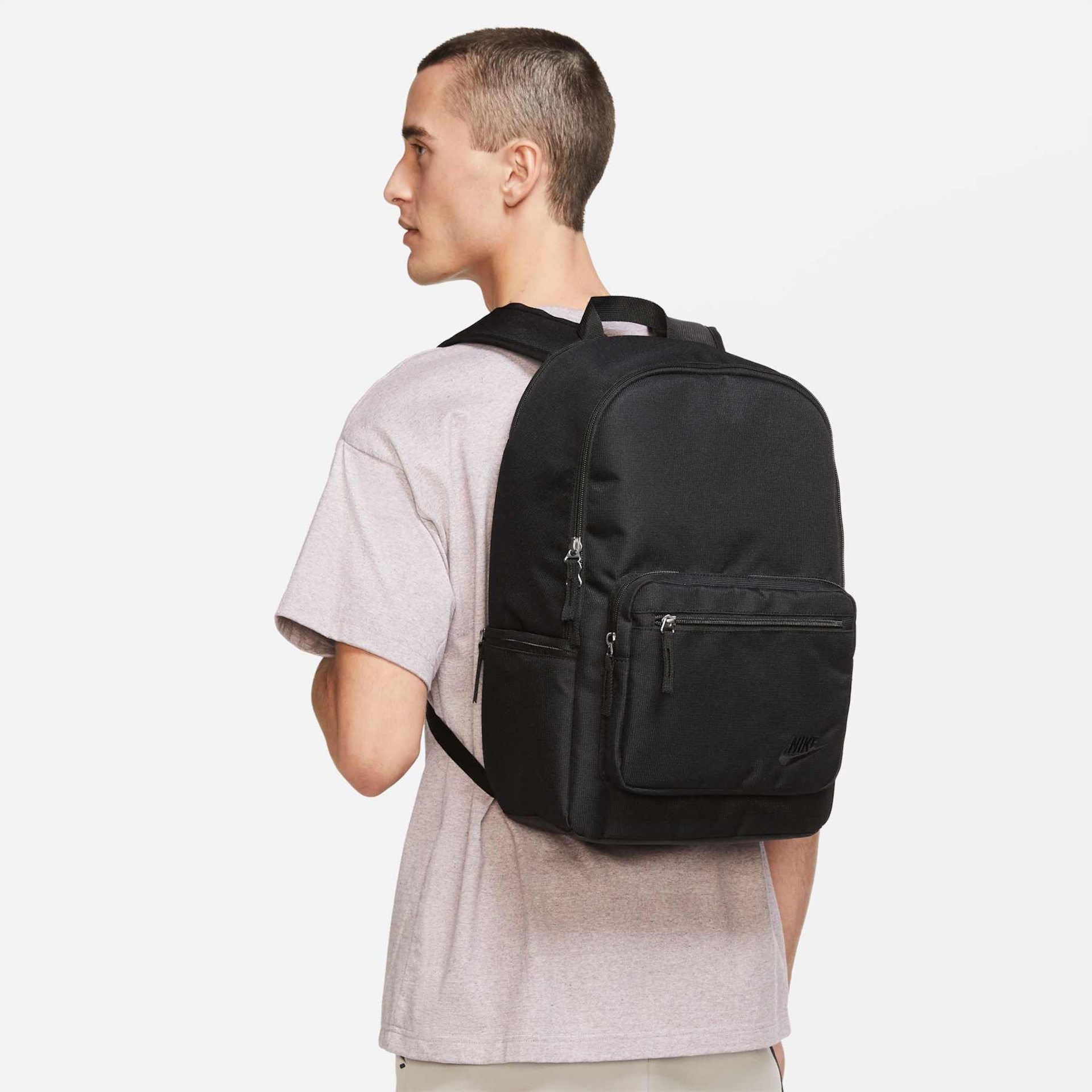 Mochila Nike Heritage Unissex - Foto 12