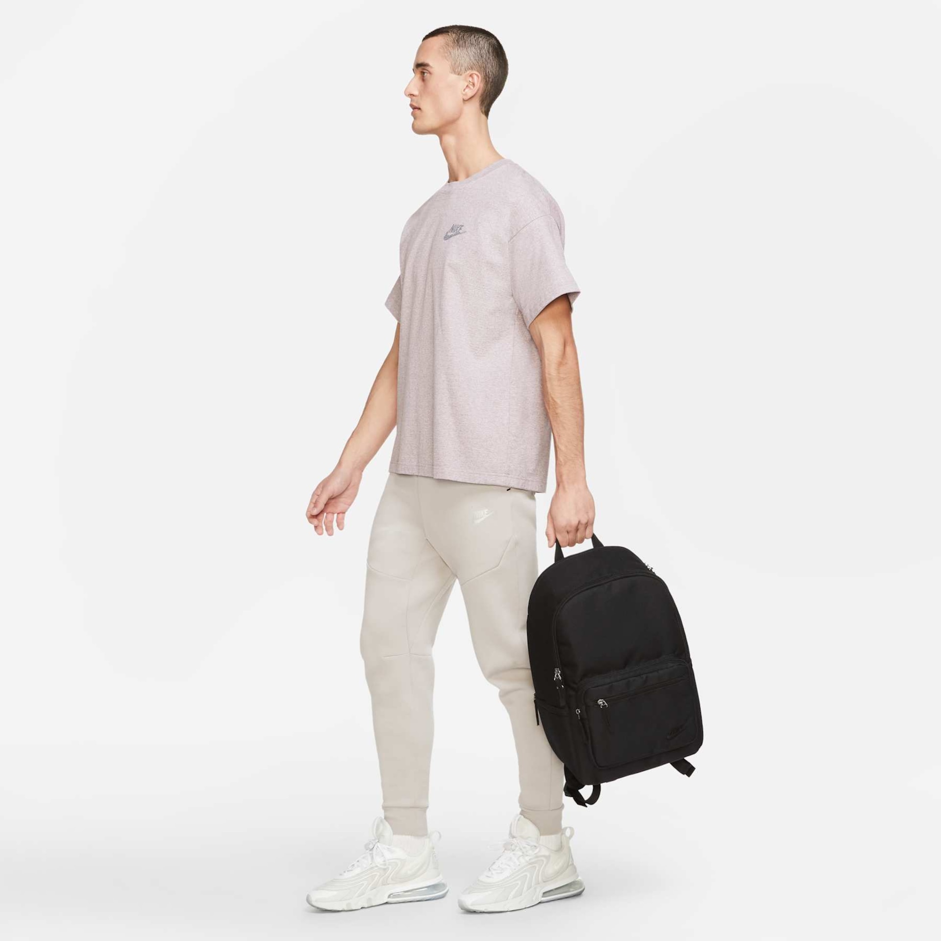 Mochila Nike Heritage Unissex - Foto 19