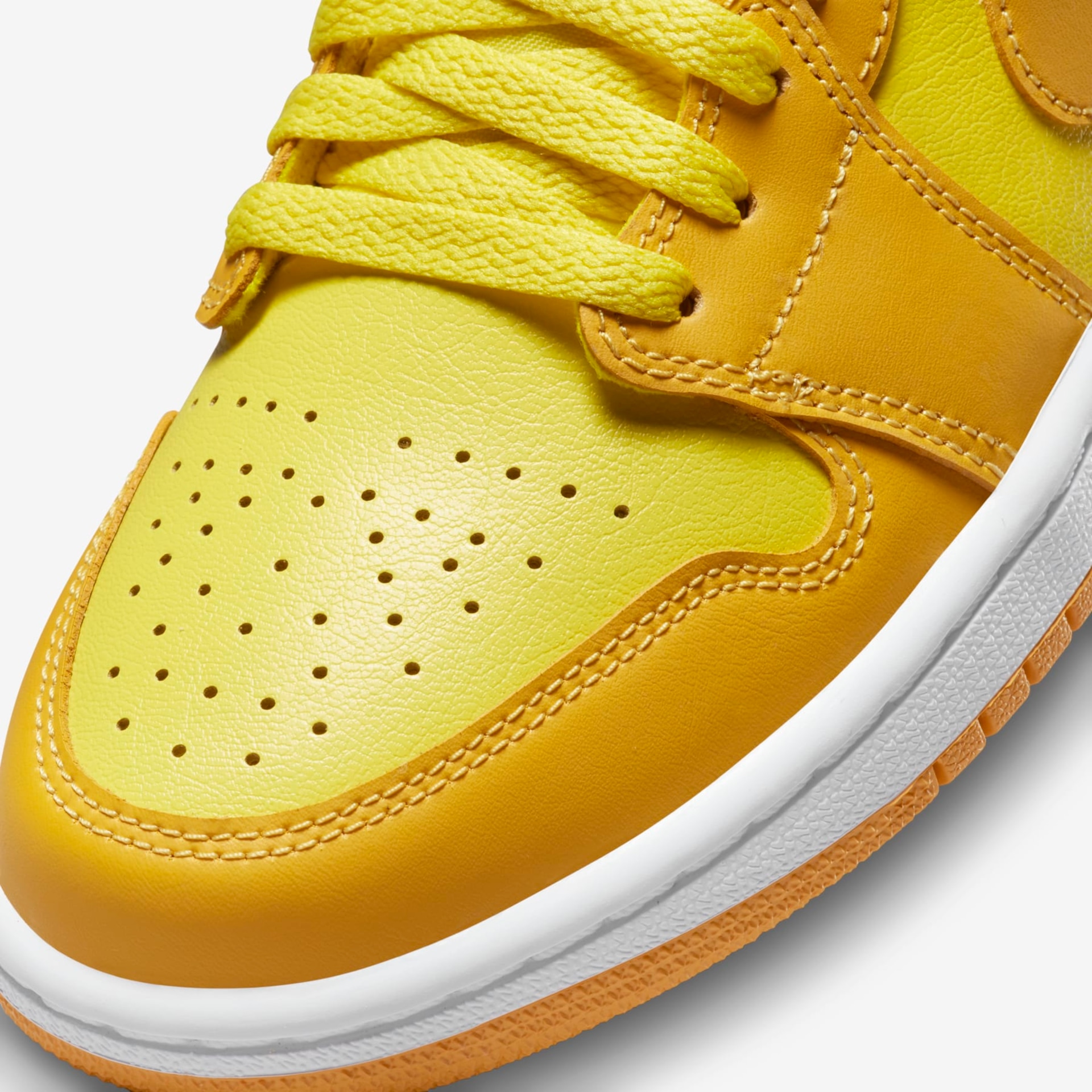Tênis Air Jordan 1 Low Feminino - Foto 7