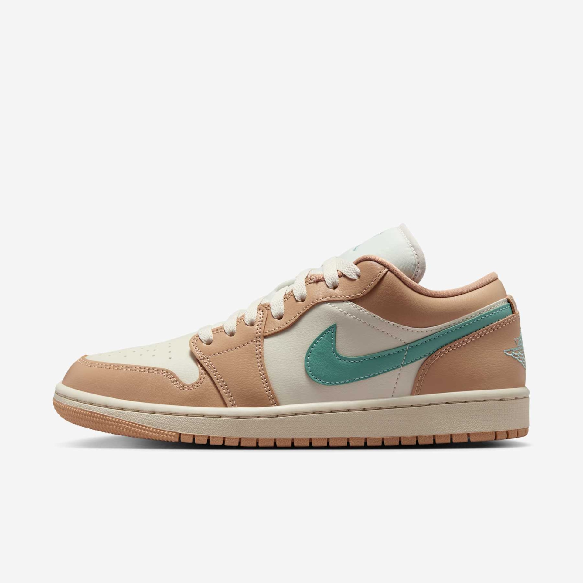 Imagem principal de Tênis Air Jordan 1 Low Feminino