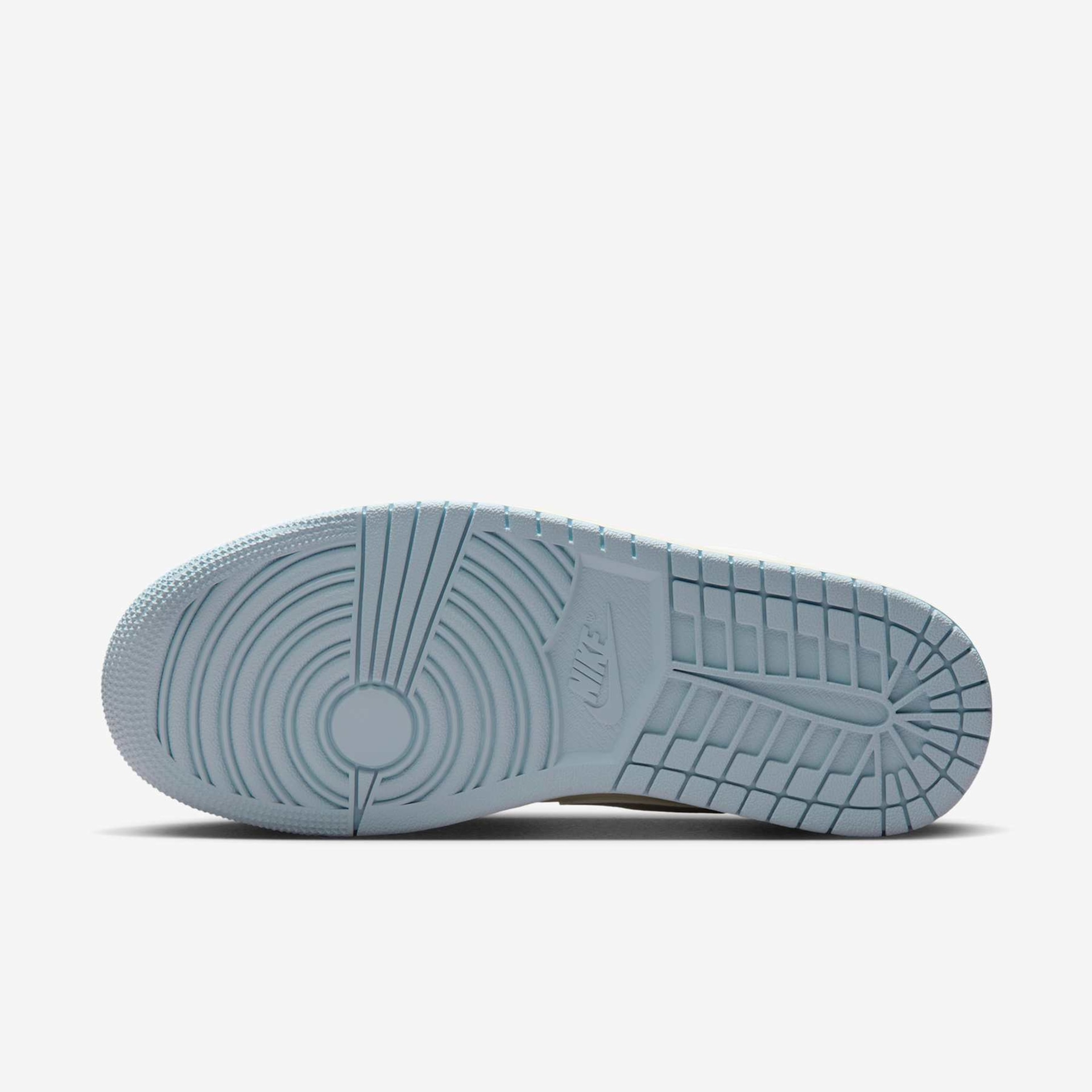 Tênis Air Jordan 1 Low Feminino - Foto 2