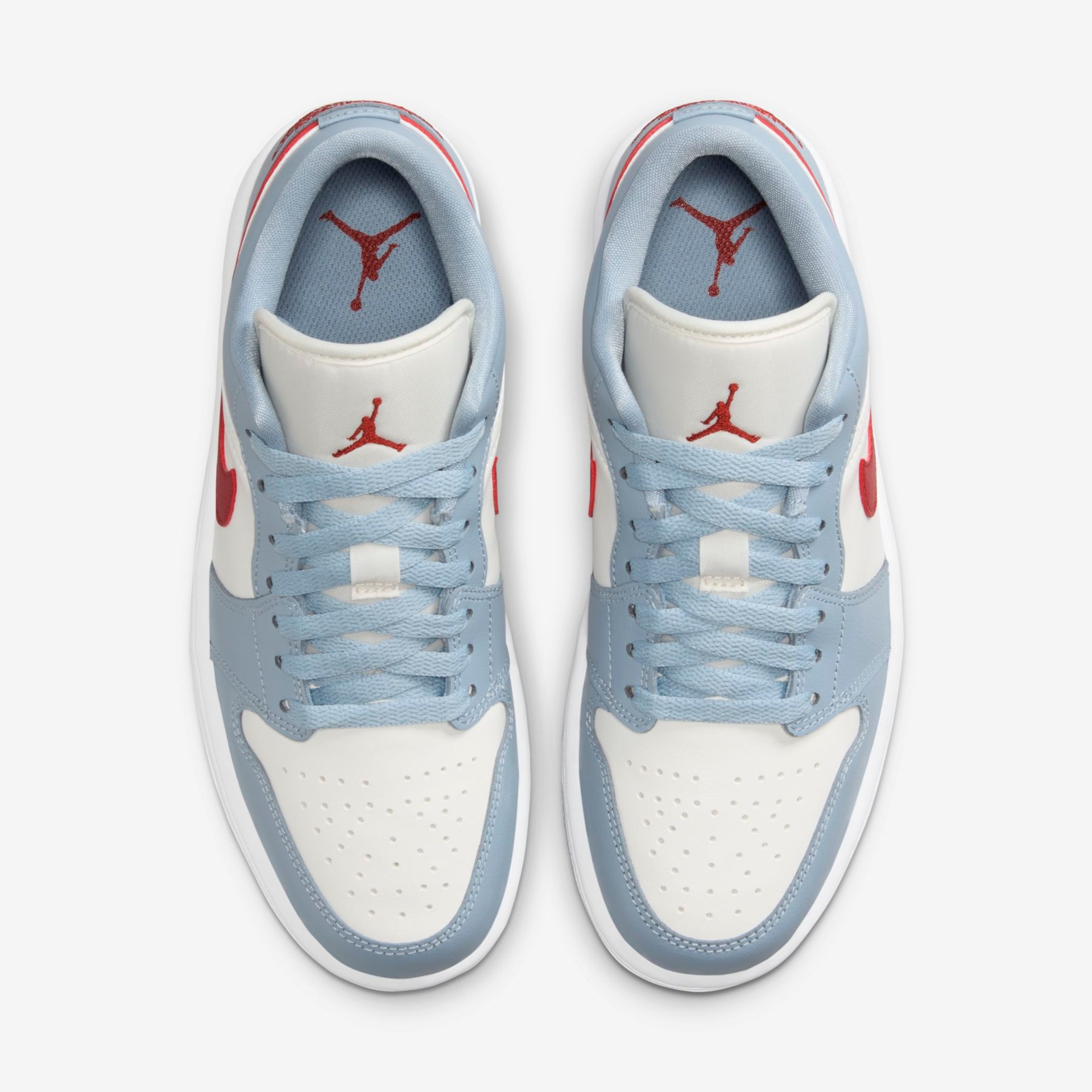 Tênis Air Jordan 1 Low Feminino - Foto 4