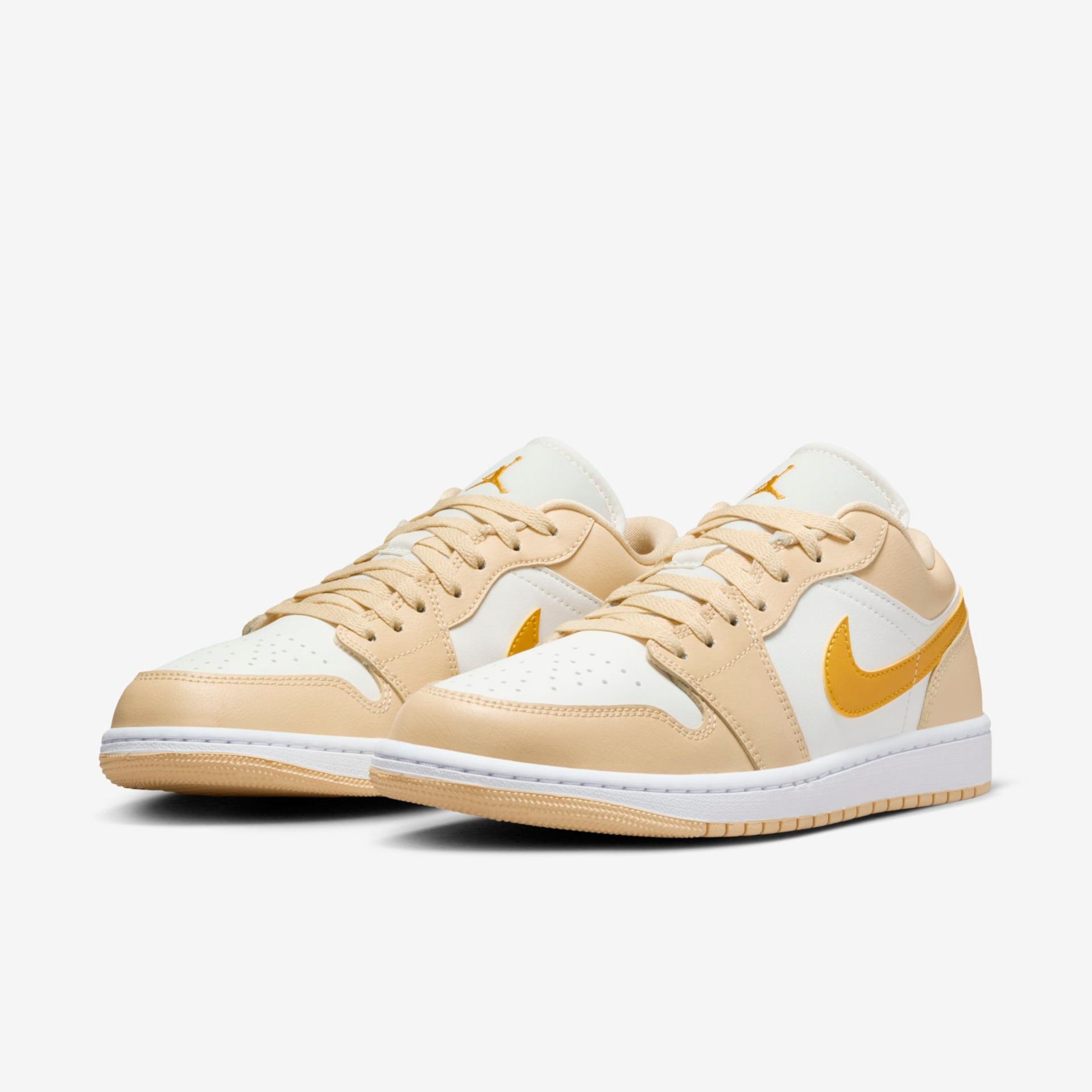 Tênis Air Jordan 1 Low Feminino - Foto 5