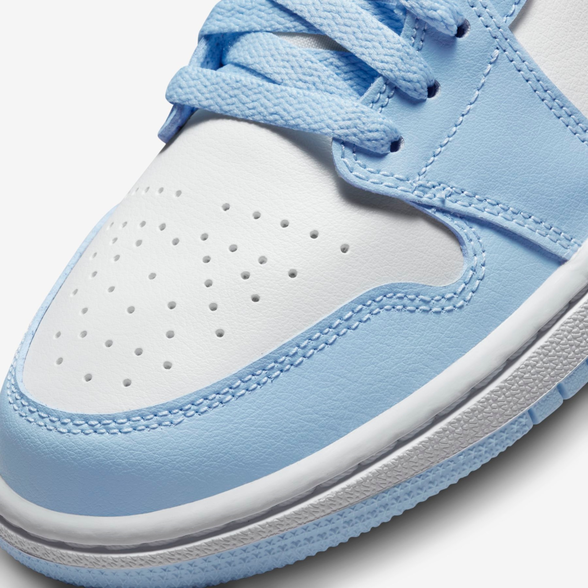 Tênis Air Jordan 1 Low Feminino - Foto 7