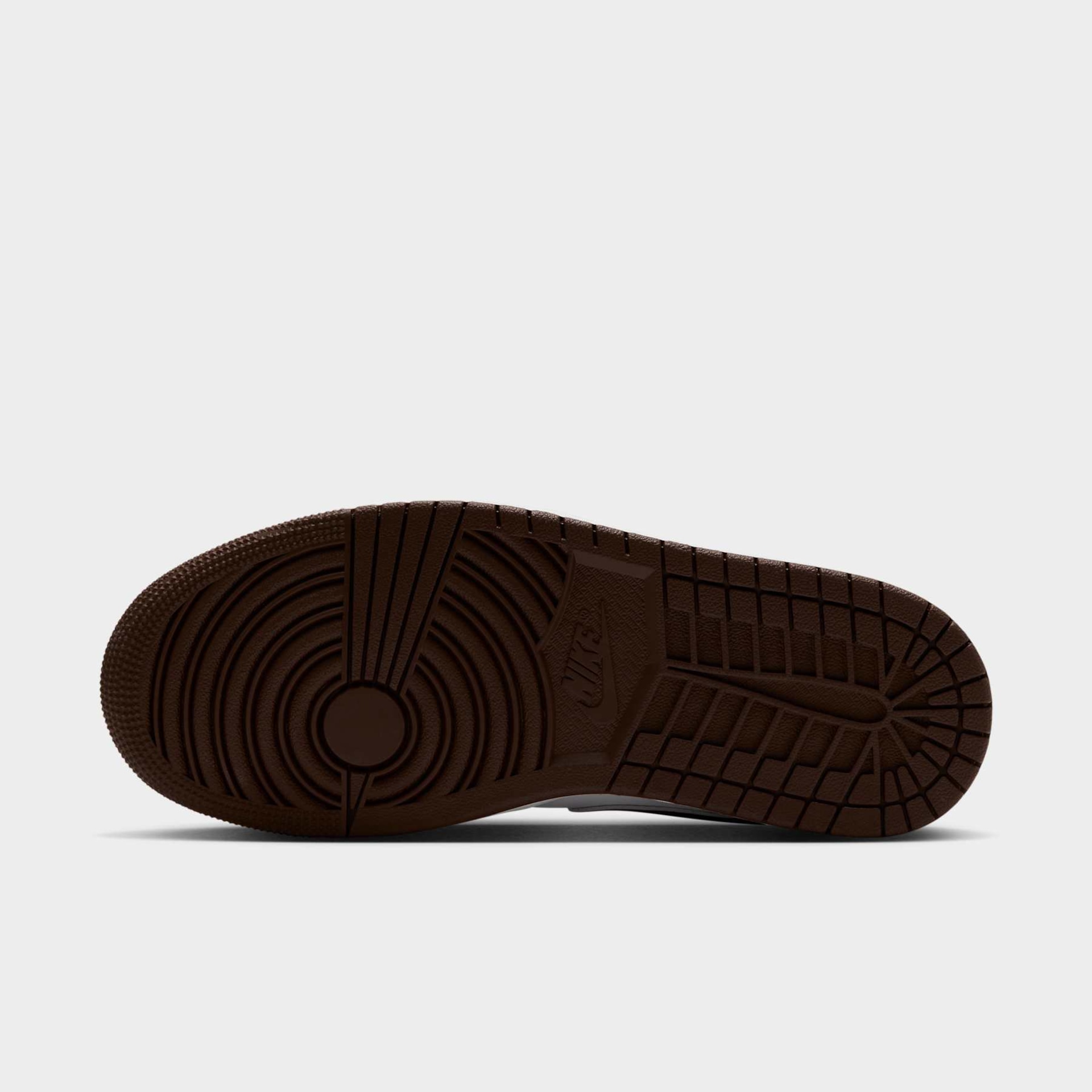 Tênis Air Jordan 1 Low Feminino - Foto 2