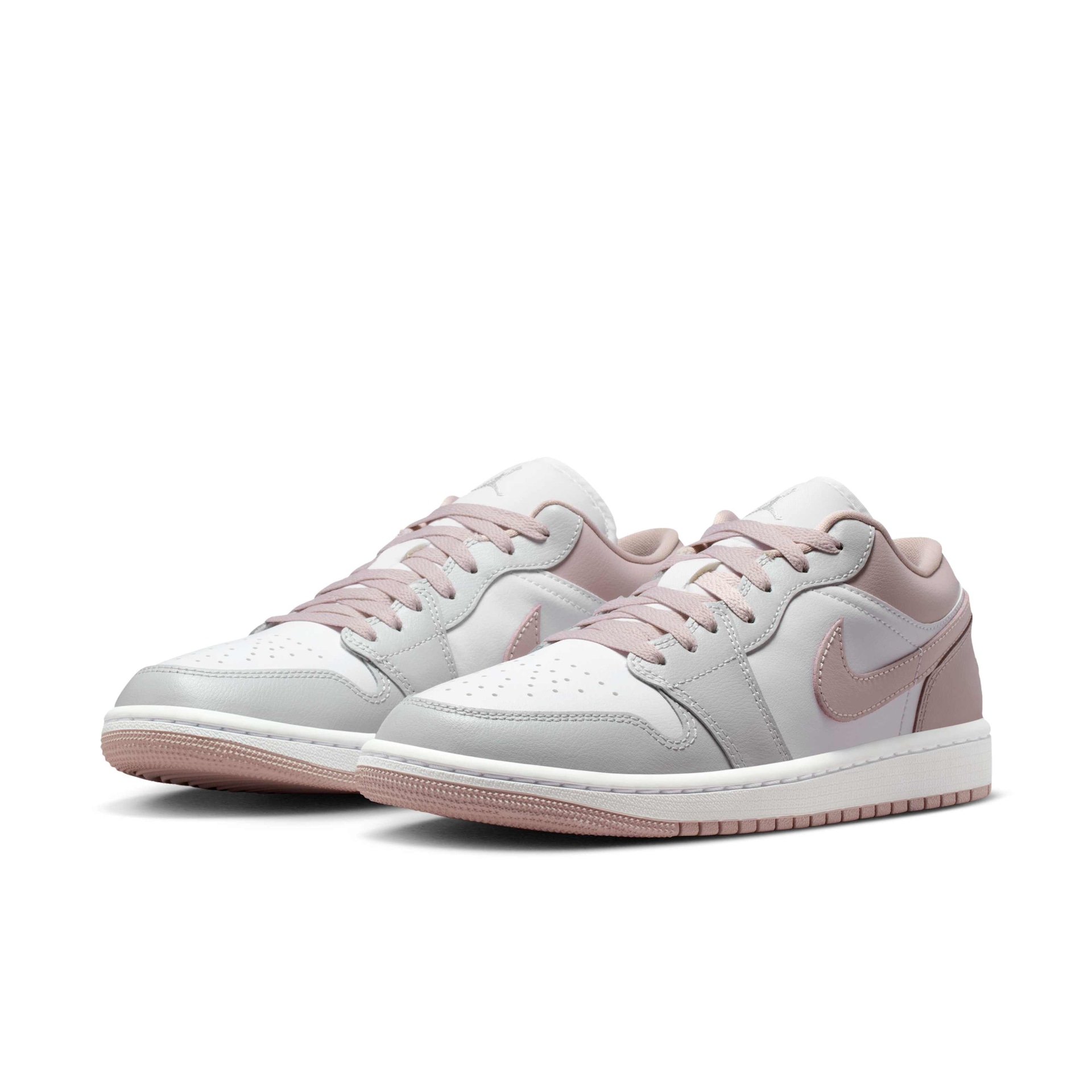 Tênis Air Jordan 1 Low Feminino - Foto 5