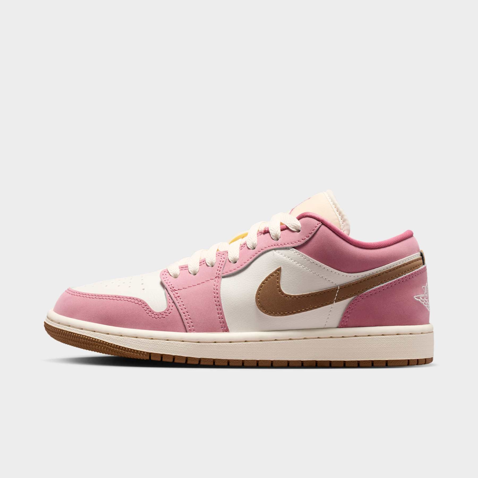 Imagem principal de Tênis Air Jordan 1 Low Feminino