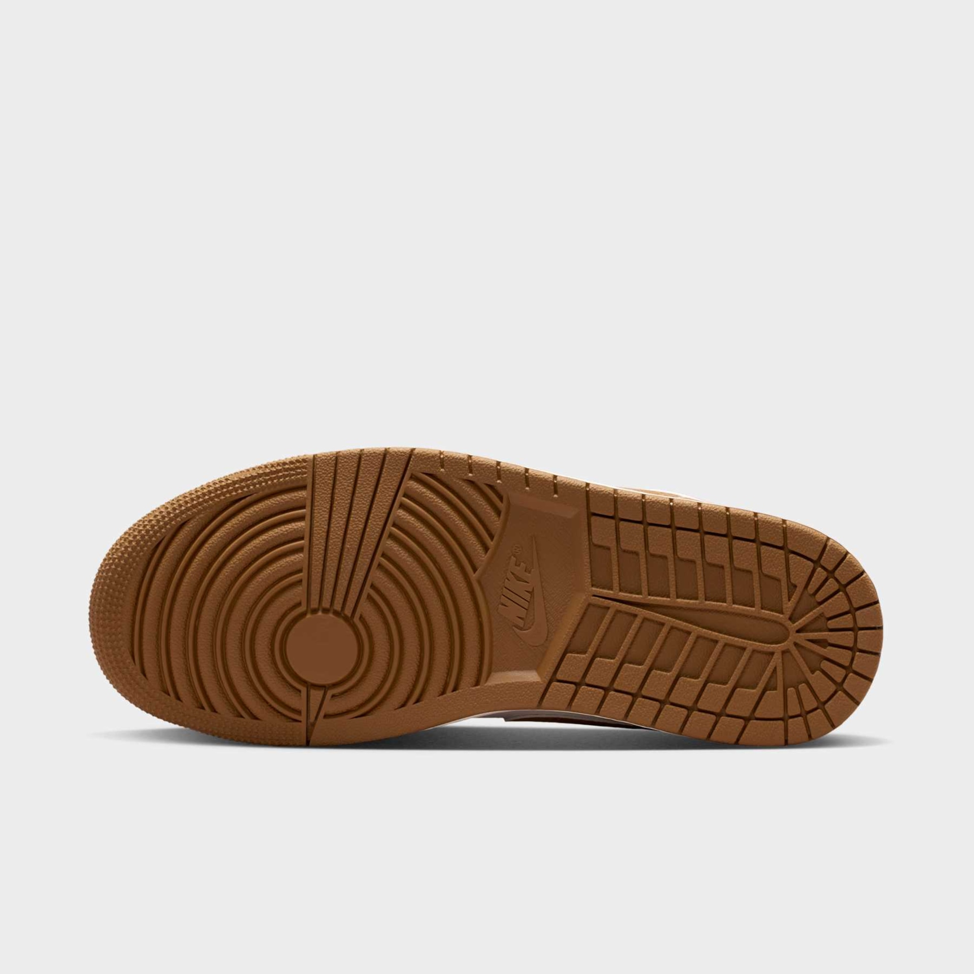 Tênis Air Jordan 1 Low Feminino - Foto 2