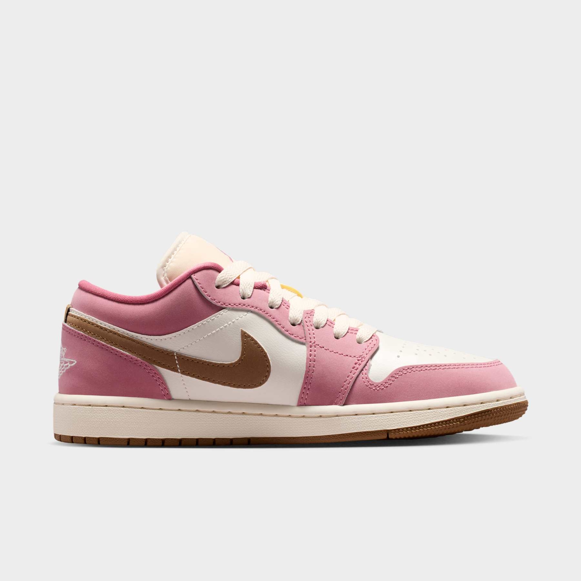 Tênis Air Jordan 1 Low Feminino - Foto 3