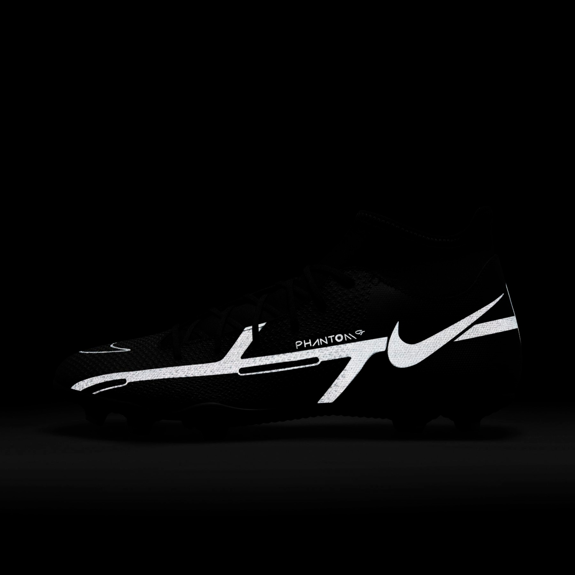 Chuteira Nike Phantom GT2 Club Campo - Foto 12