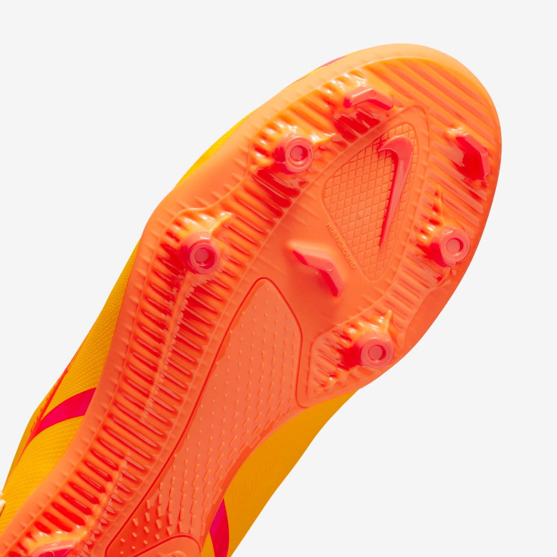 Chuteira Nike Phantom GT2 Club Infantil Campo - Foto 7