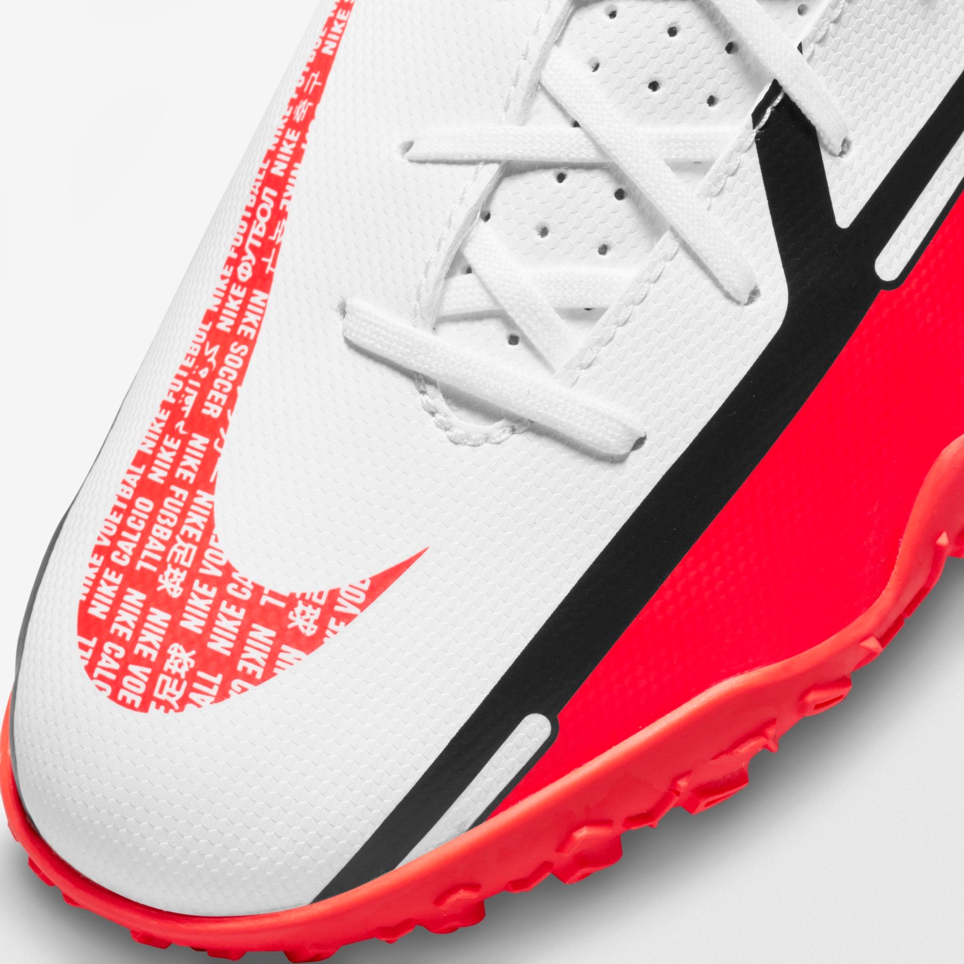 Chuteira Nike Phantom GT2 Club Infantil Society - Foto 7