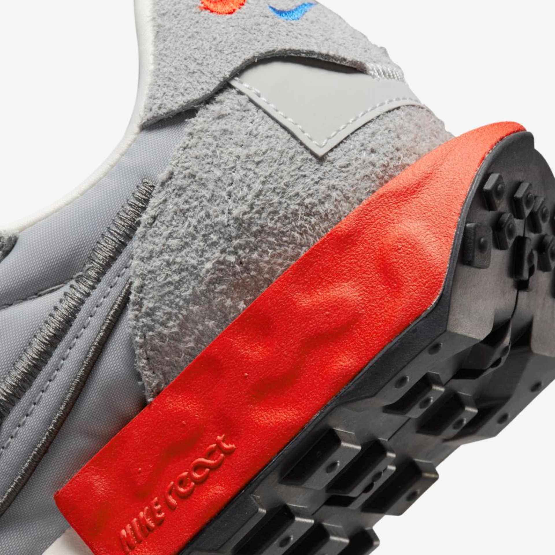 Tênis Nike Fontanka Waffle Feminino - Foto 8