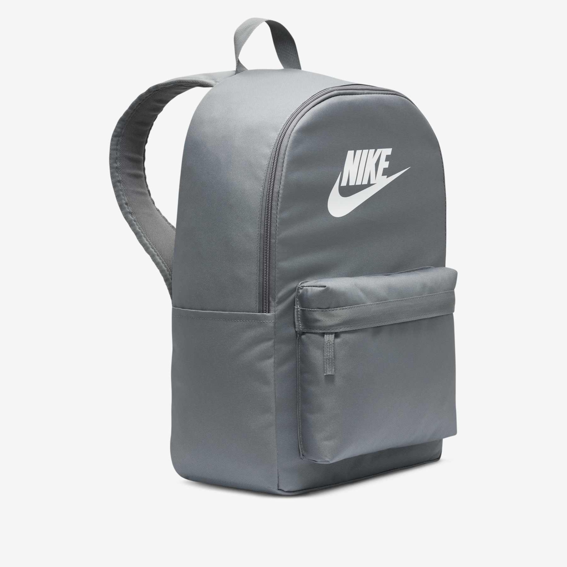Mochila Nike Heritage Unissex - Foto 3