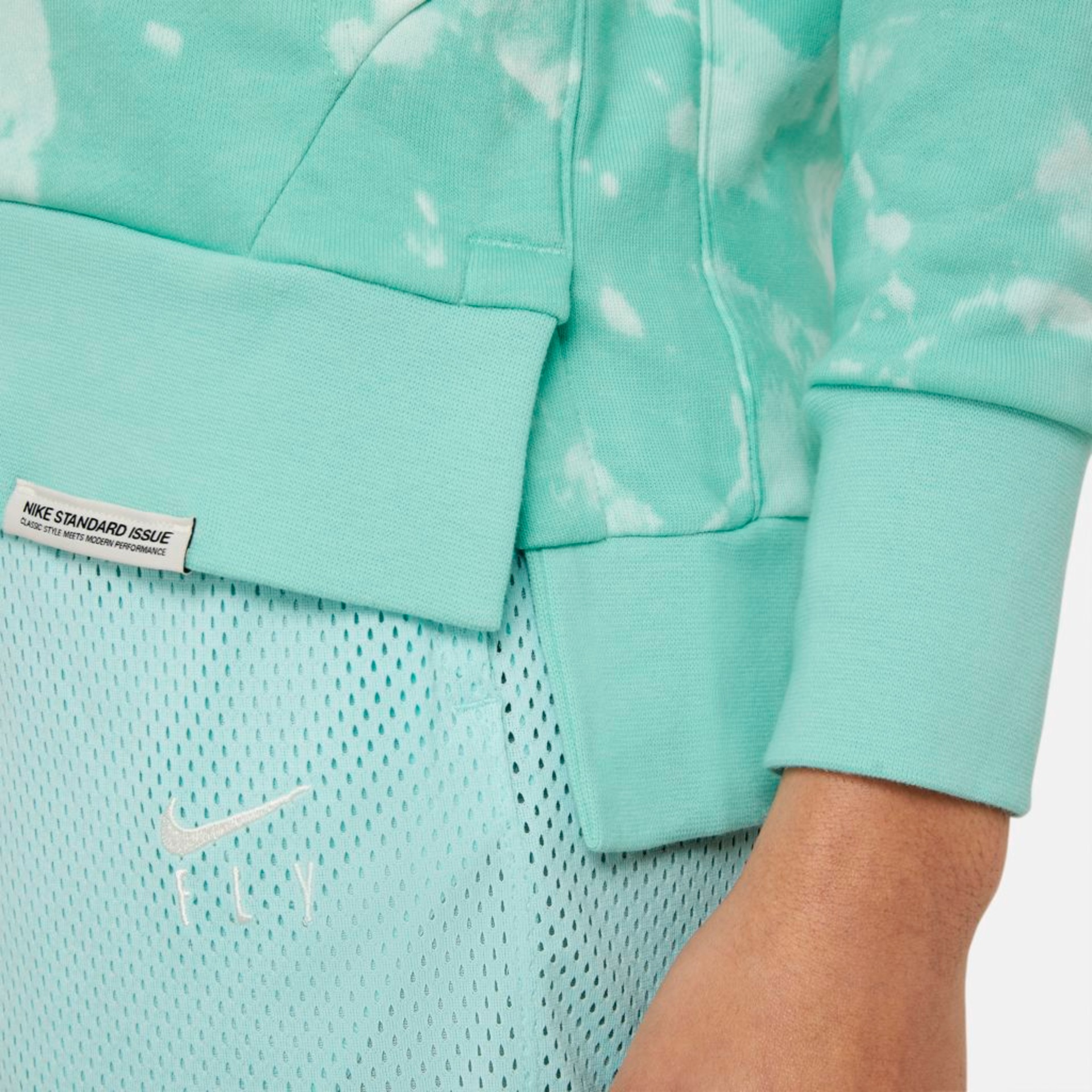 Blusão Nike Standard Issue Feminino - Foto 6