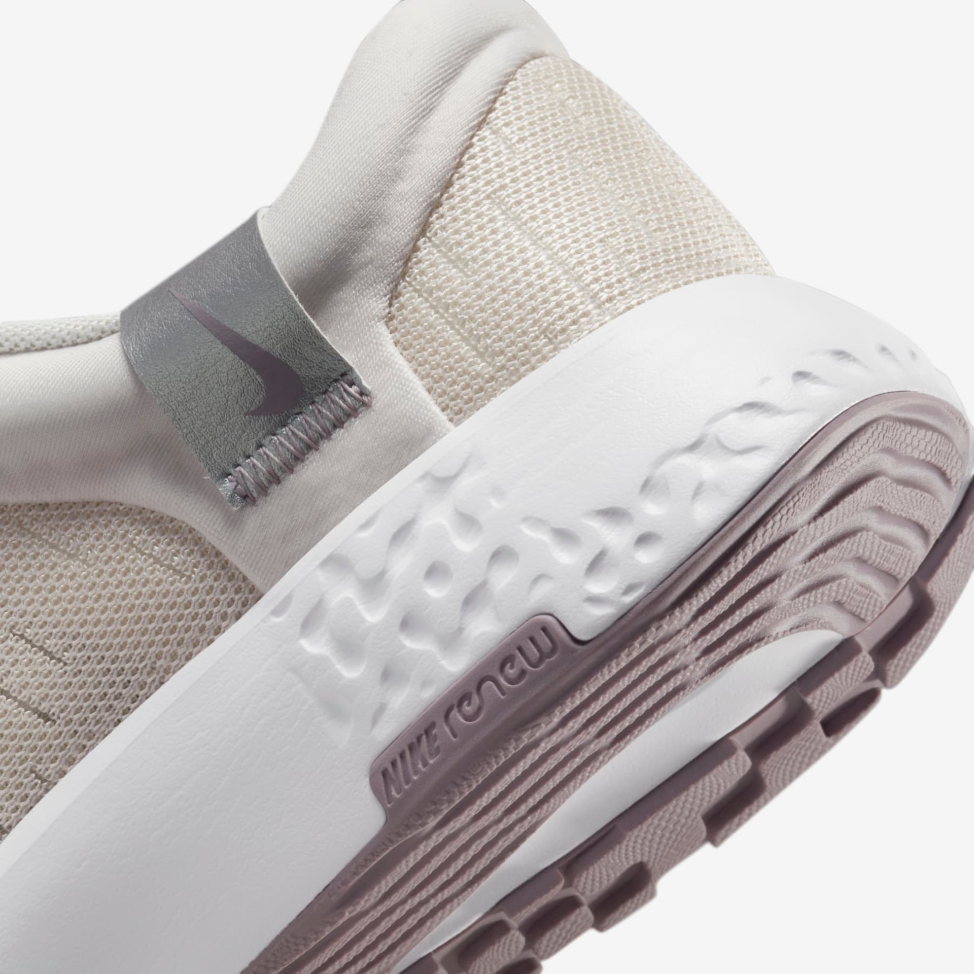 Tênis Nike Renew Serenity Run Premium Feminino - Foto 8